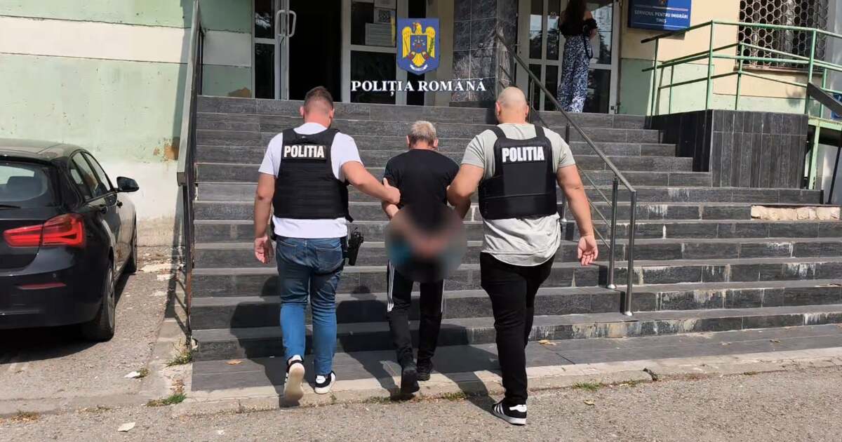 Polițiști la fața locului în Timișoara în timpul anchetei