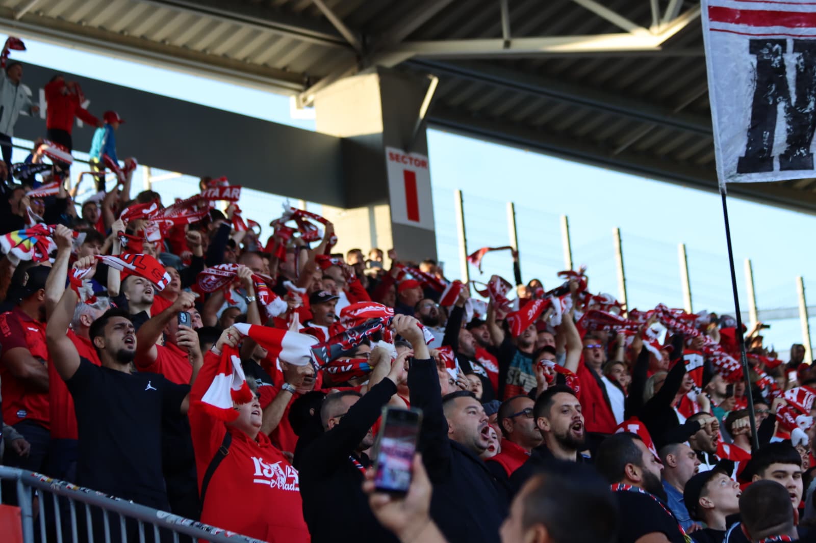 a5e20ce4-87c9-449d-85b9-33a840c3c000