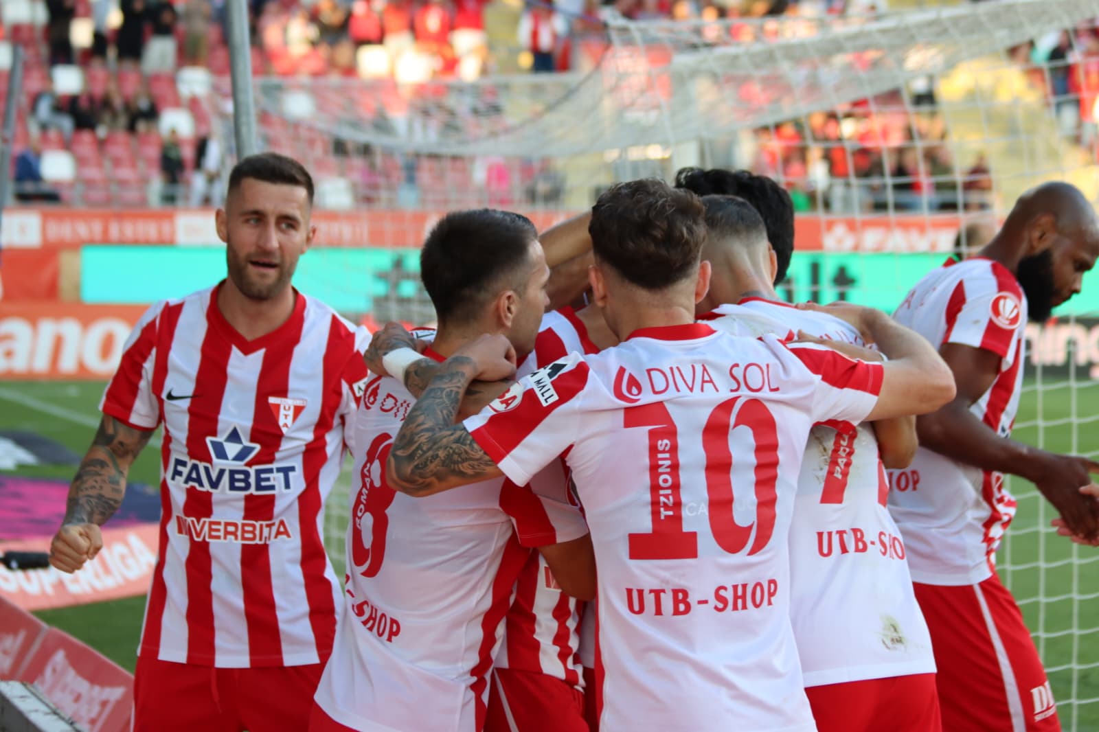 a475c46e-7a79-43e2-aa64-1db54d4292c0