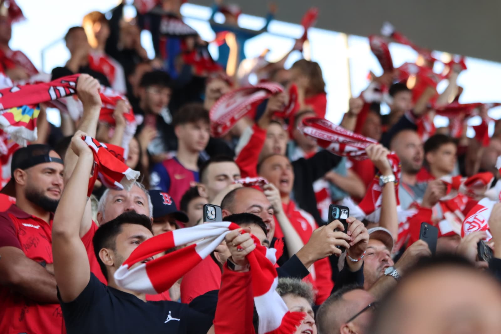 b5311b50-273b-4c65-9898-1105c0e6a685