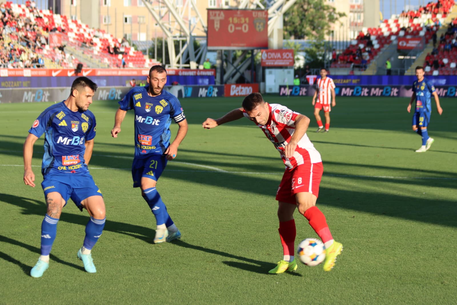 61c3d661-384a-42a1-9887-12374f1bb431