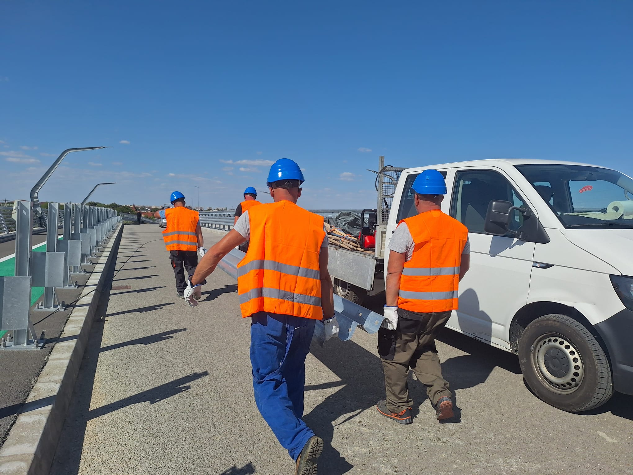 e202d2e6-8333-45bc-8c78-2b445108df9d