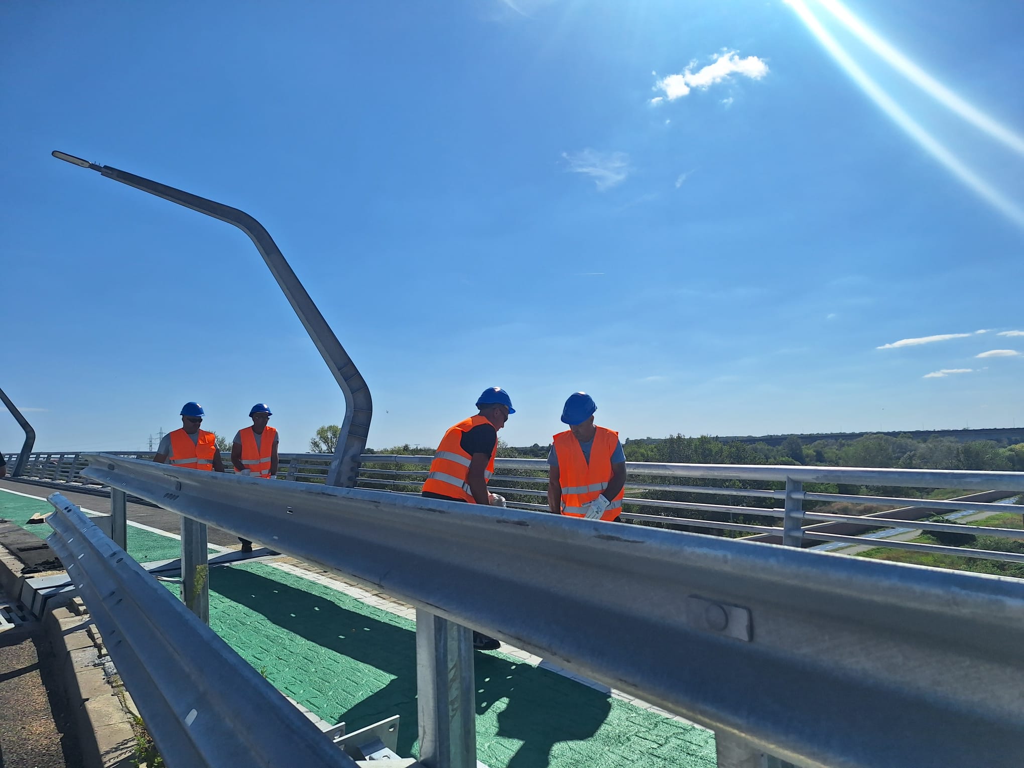 9cf99efe-5e1d-497a-b4eb-75eebbd92ede