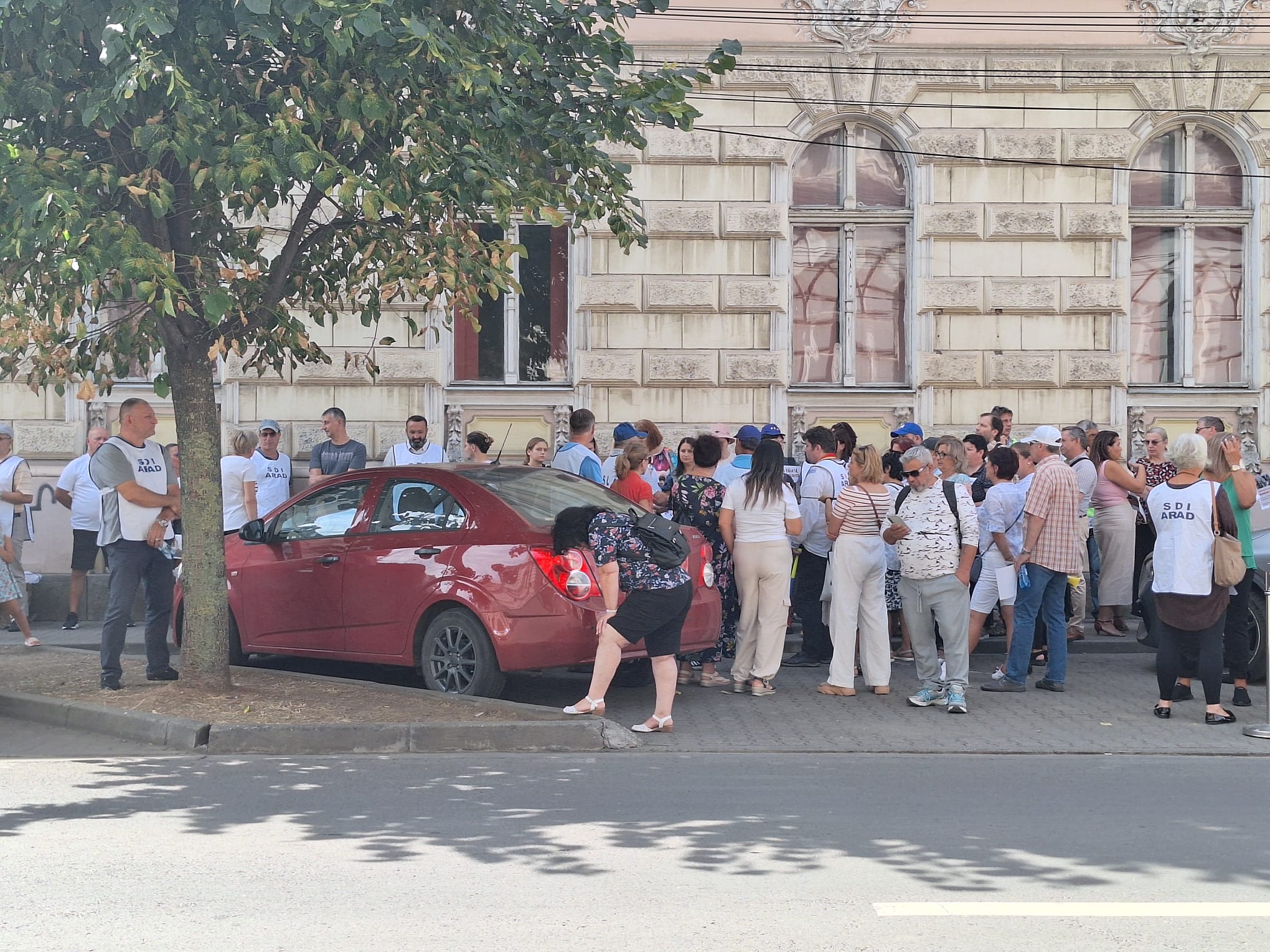 WhatsApp Image 2025-08-27 at 11.55.33 (1)