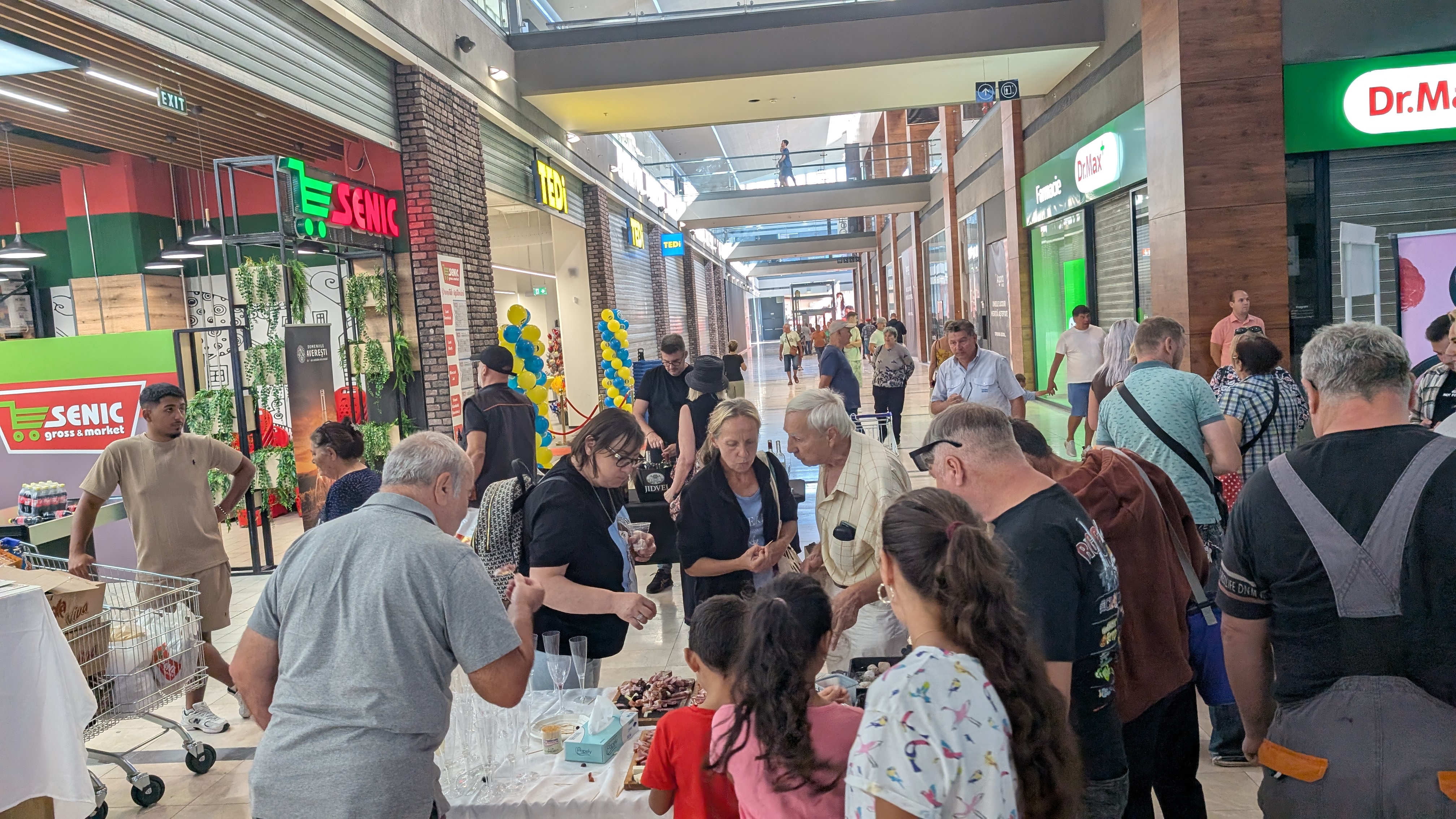 PXL_20250828_074951189