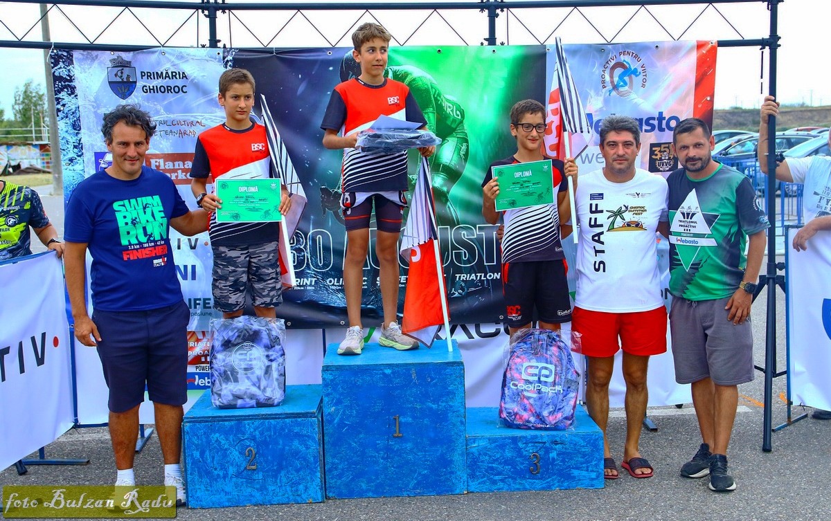 10 podium băieţi K 15