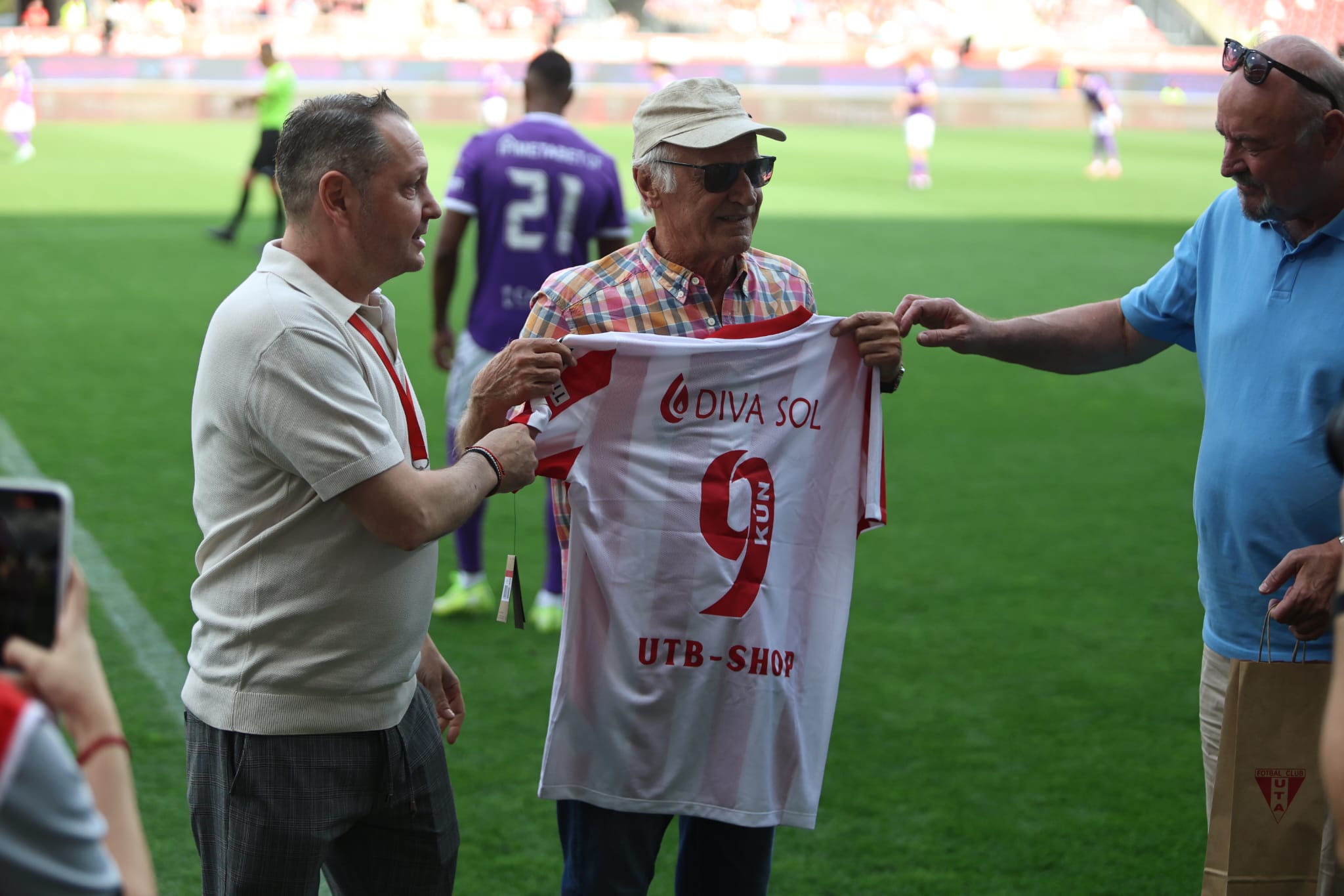 WhatsApp Image 2025-09-13 at 5.15.49 PM (1)