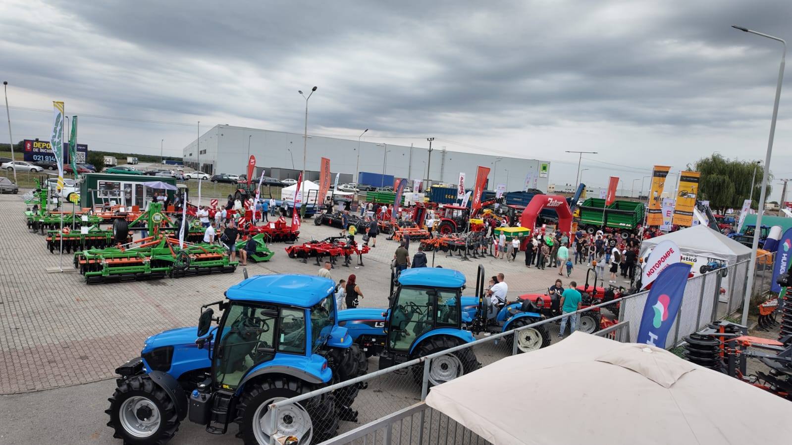 547110599_1386181840184172_4725257792122485390_n