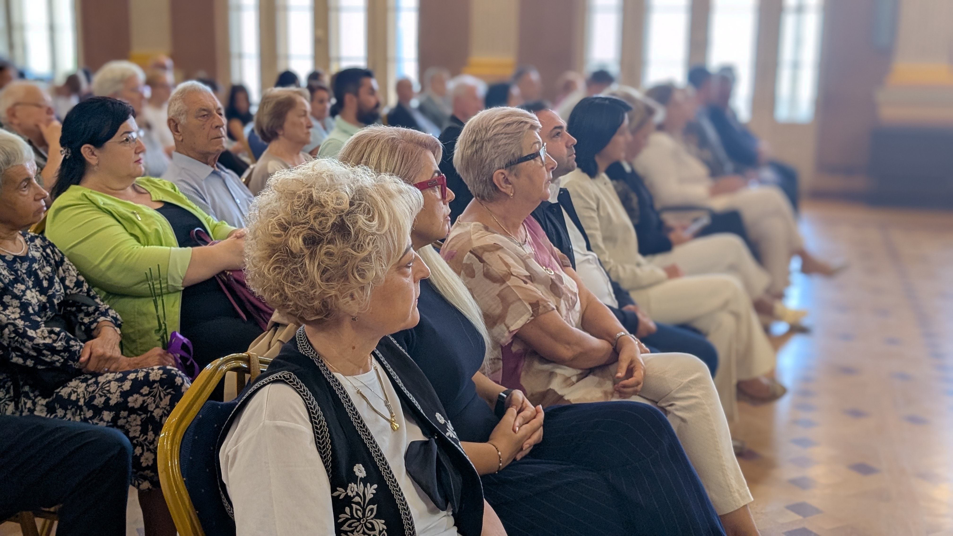 PXL_20250924_081223913.PORTRAIT