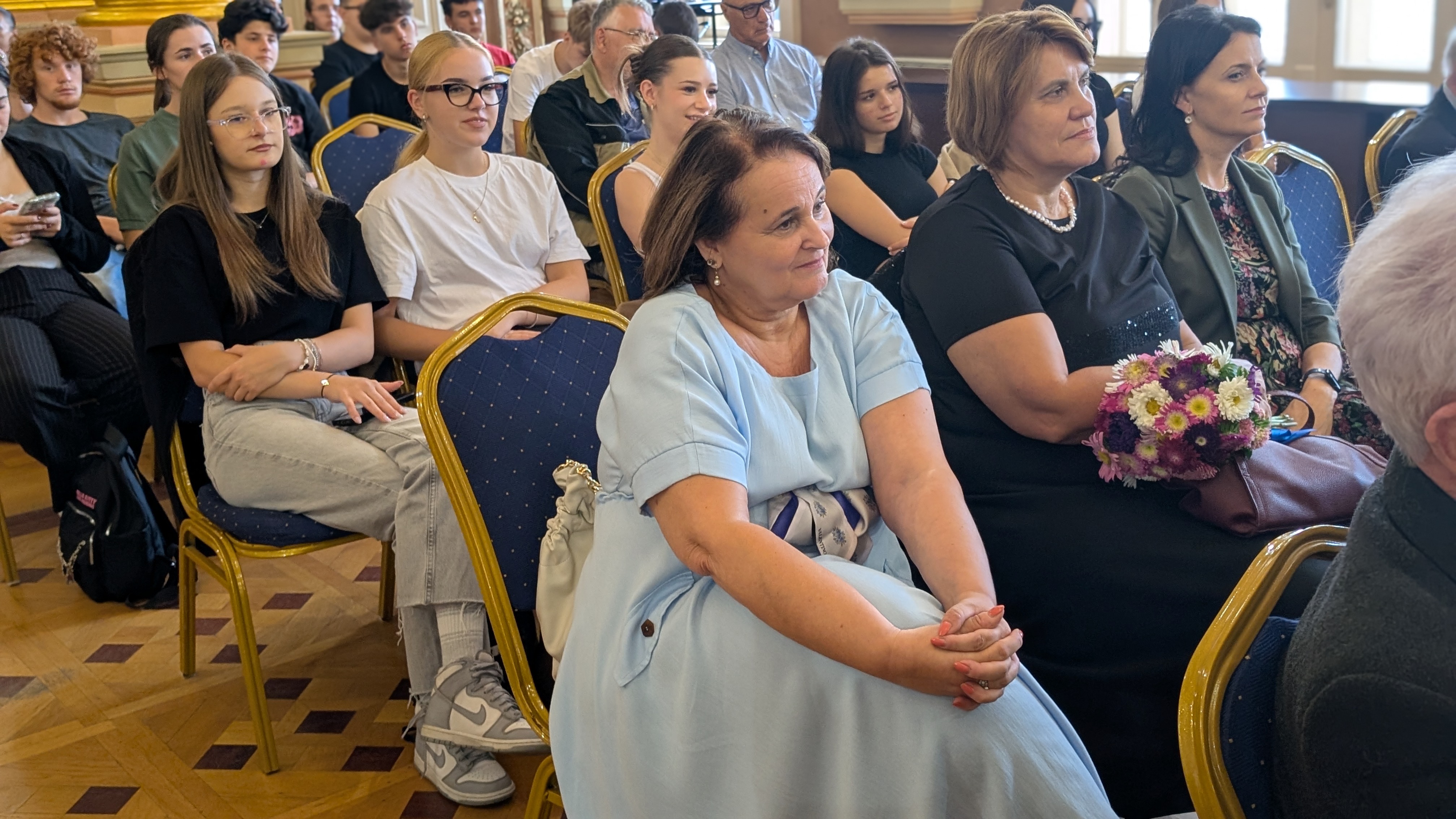 PXL_20250924_081547148.PORTRAIT