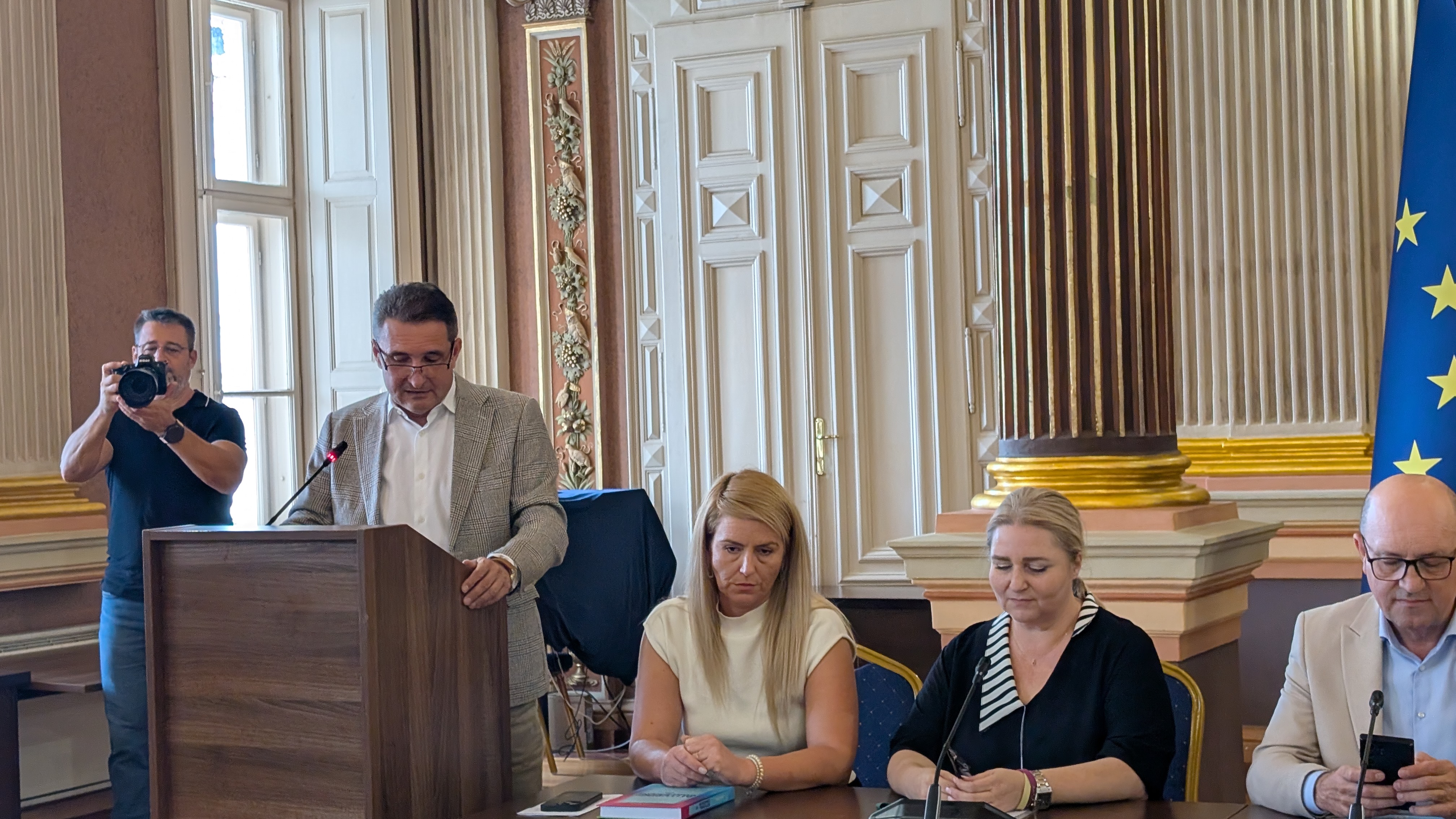 PXL_20250924_081613831