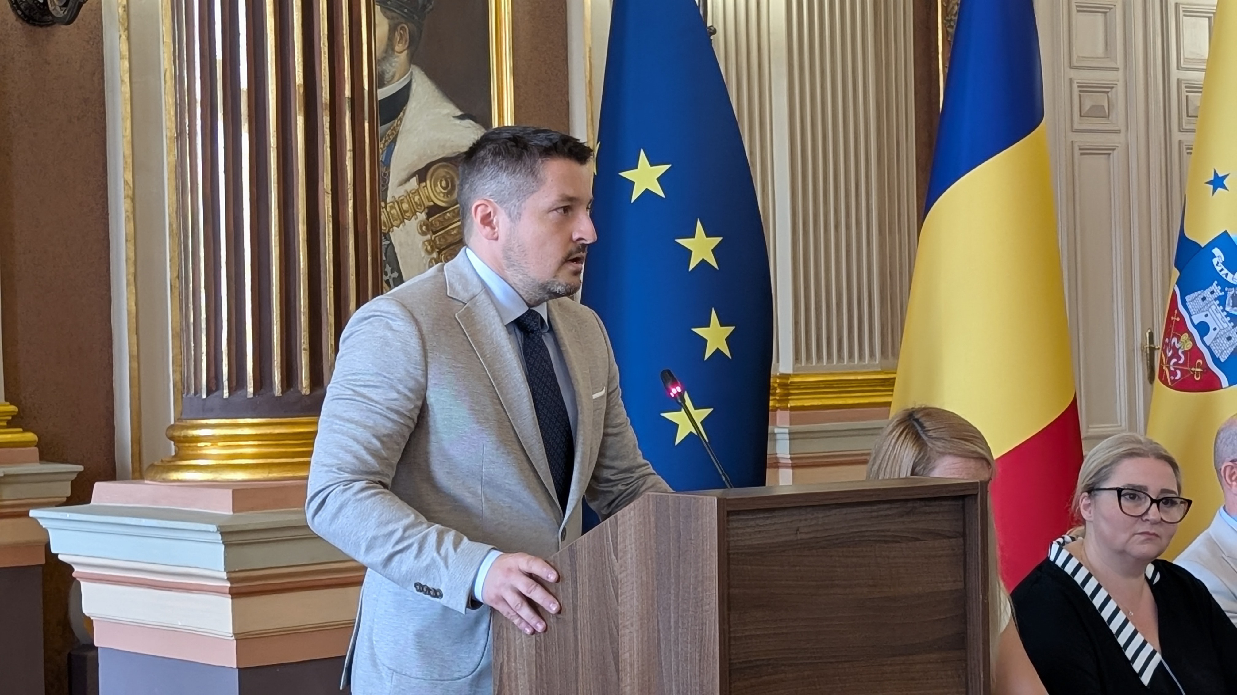 PXL_20250924_081911661.PORTRAIT.ORIGINAL