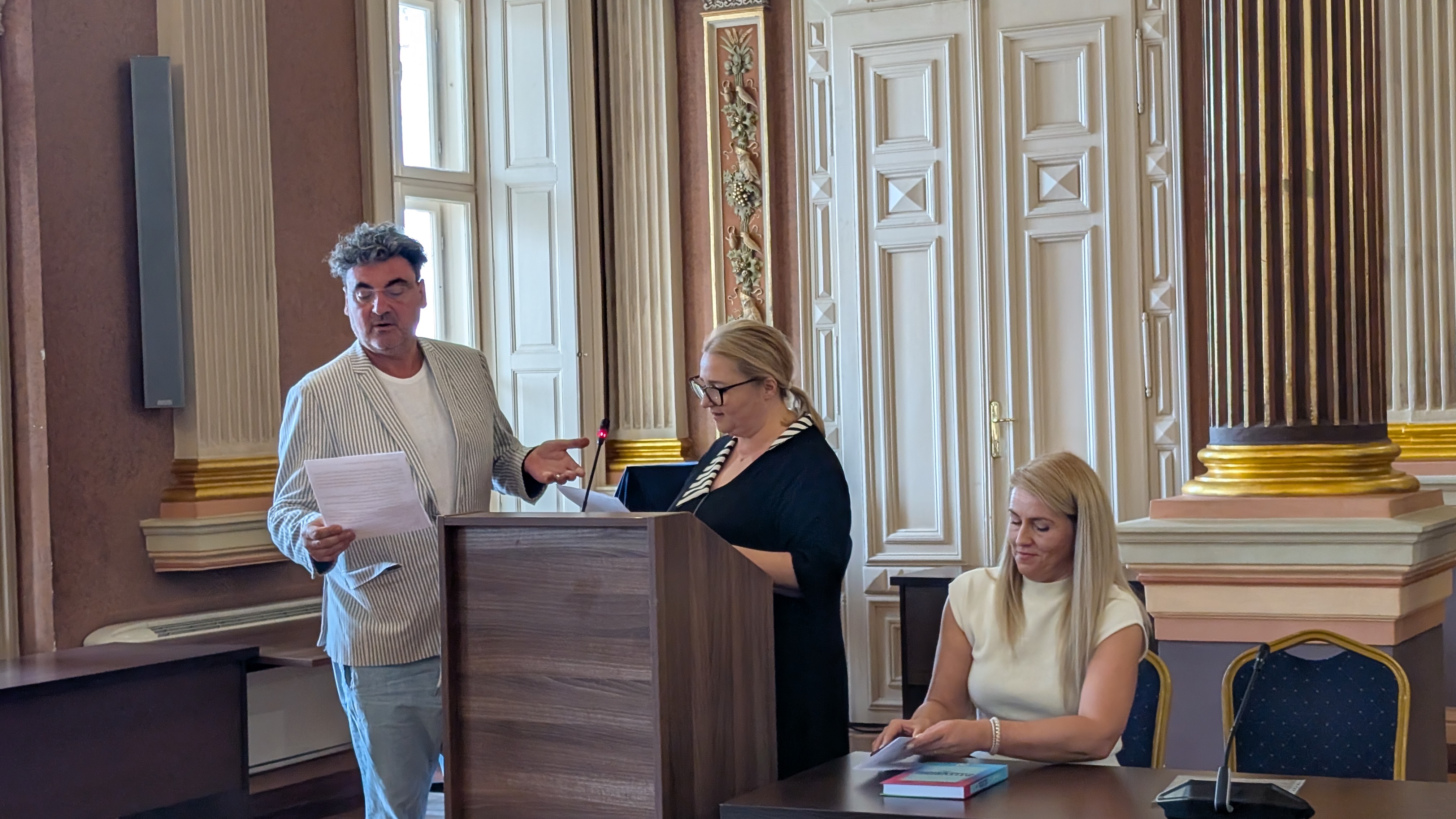 PXL_20250924_085428782