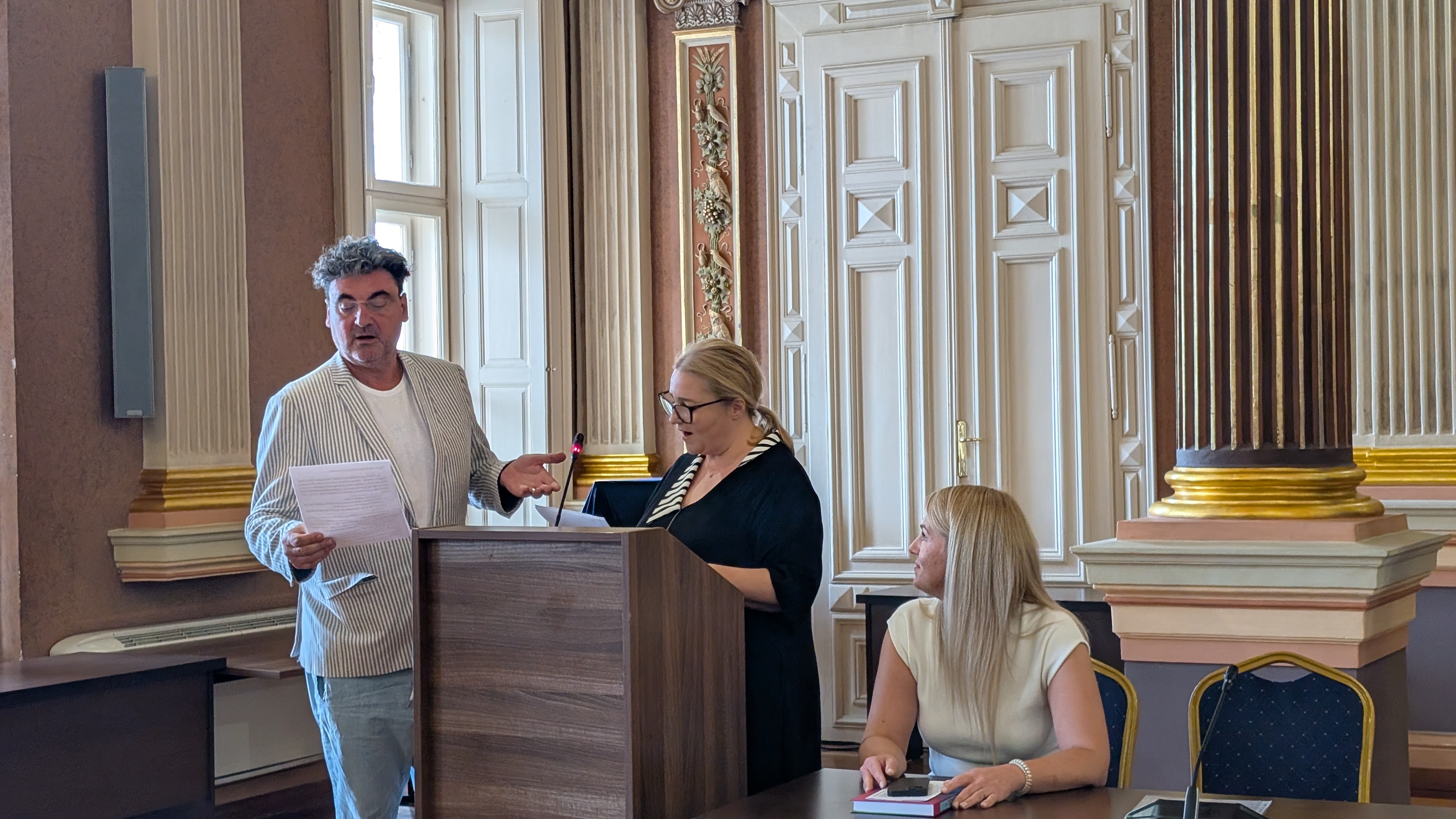 PXL_20250924_085431125