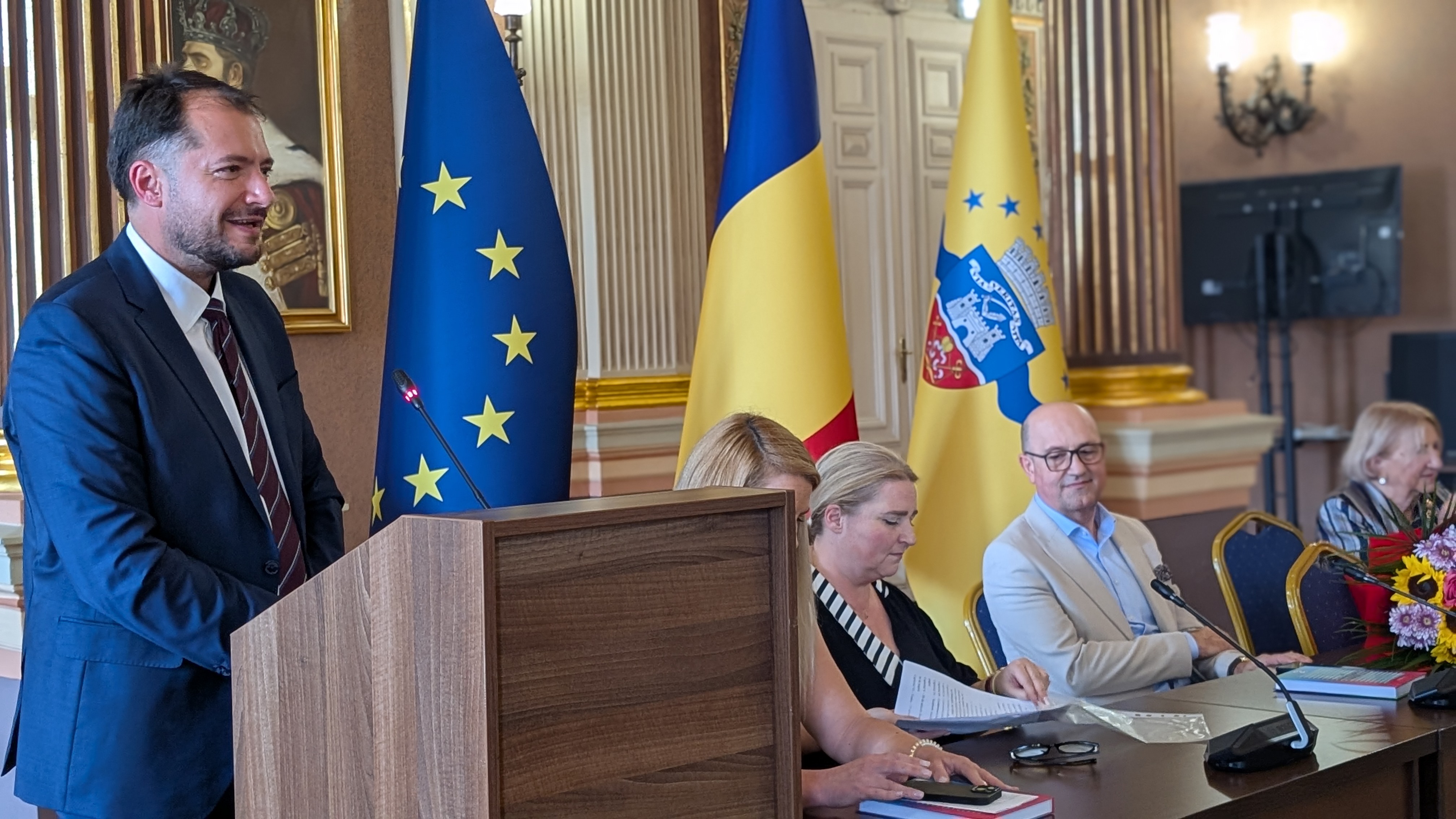 PXL_20250924_085608013.PORTRAIT