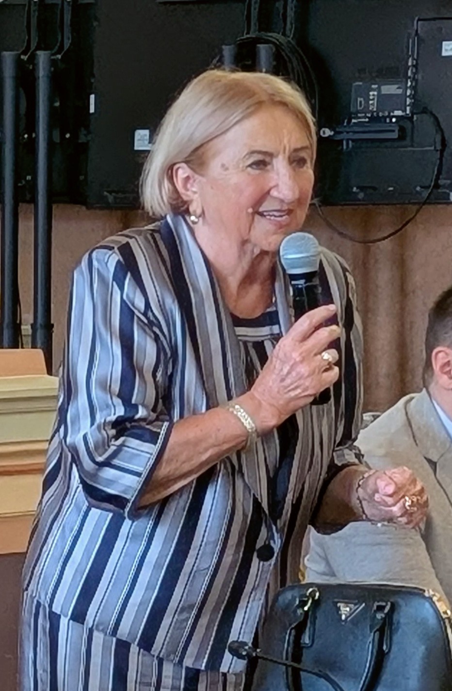 PXL_20250924_091327209.PORTRAIT.ORIGINAL~2