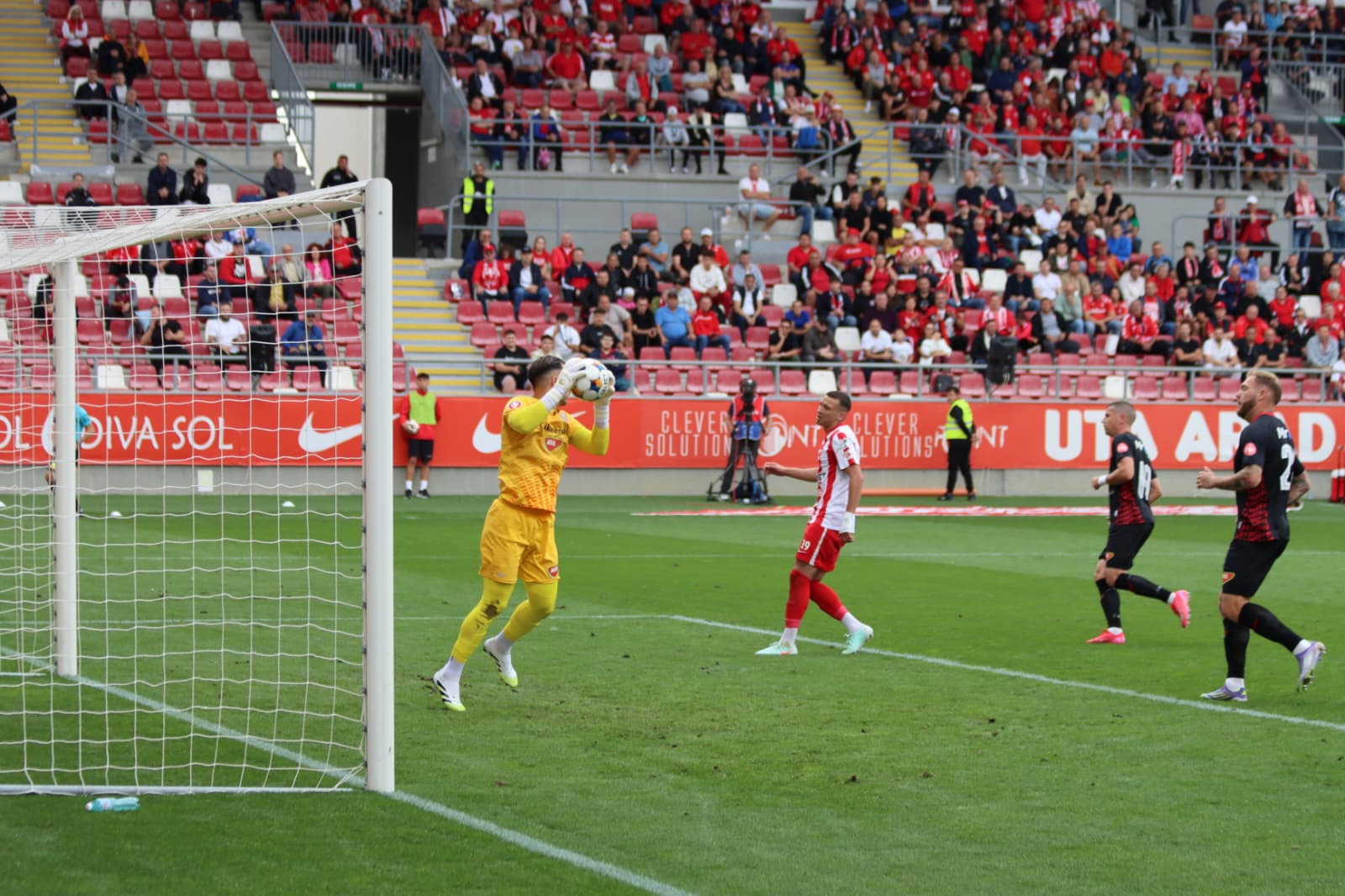 WhatsApp Image 2025-09-27 at 17.03.41