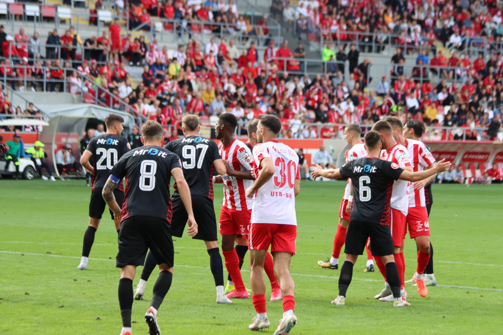 WhatsApp Image 2025-09-27 at 17.03.43