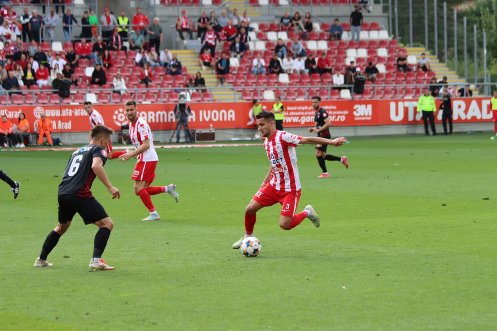 WhatsApp Image 2025-09-27 at 17.04.07 (1)