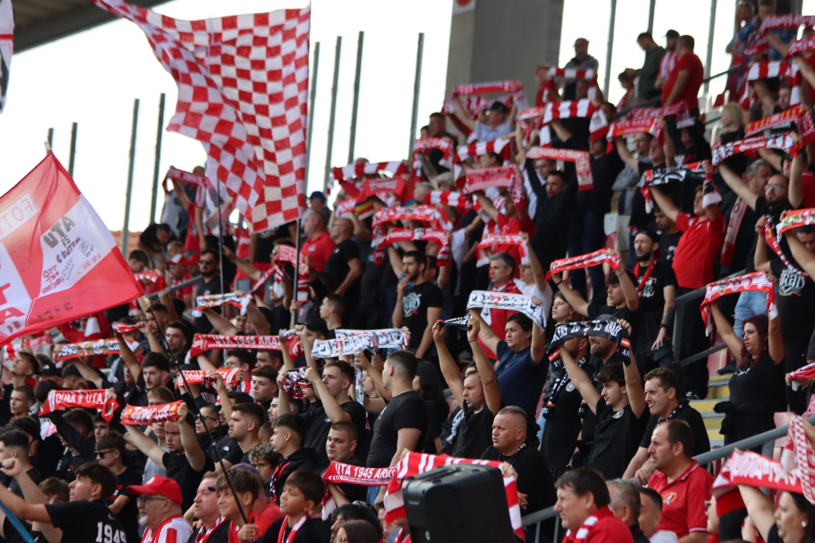 WhatsApp Image 2025-09-27 at 17.04.12 (1)