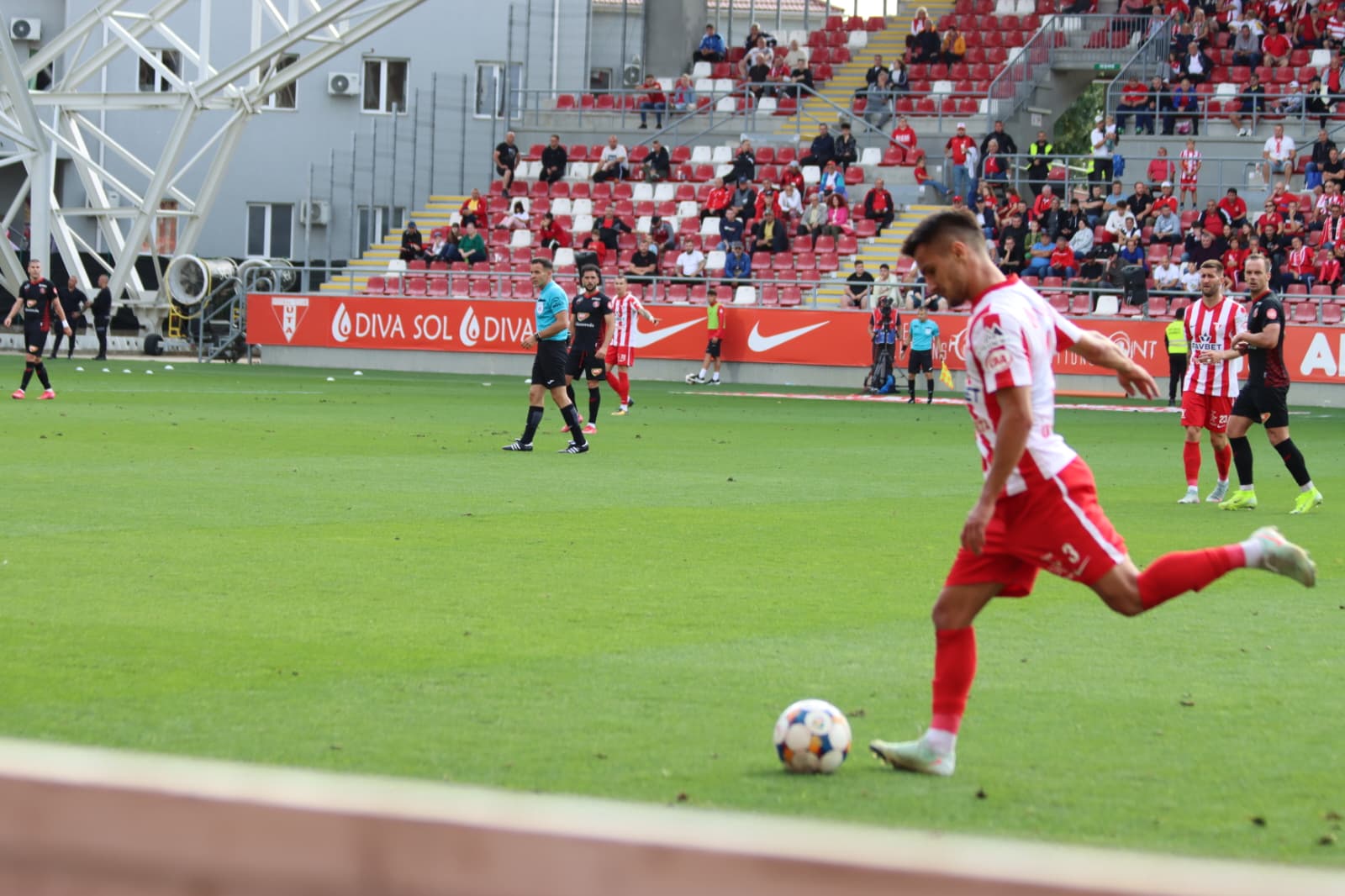 WhatsApp Image 2025-09-27 at 17.04.13 (1)