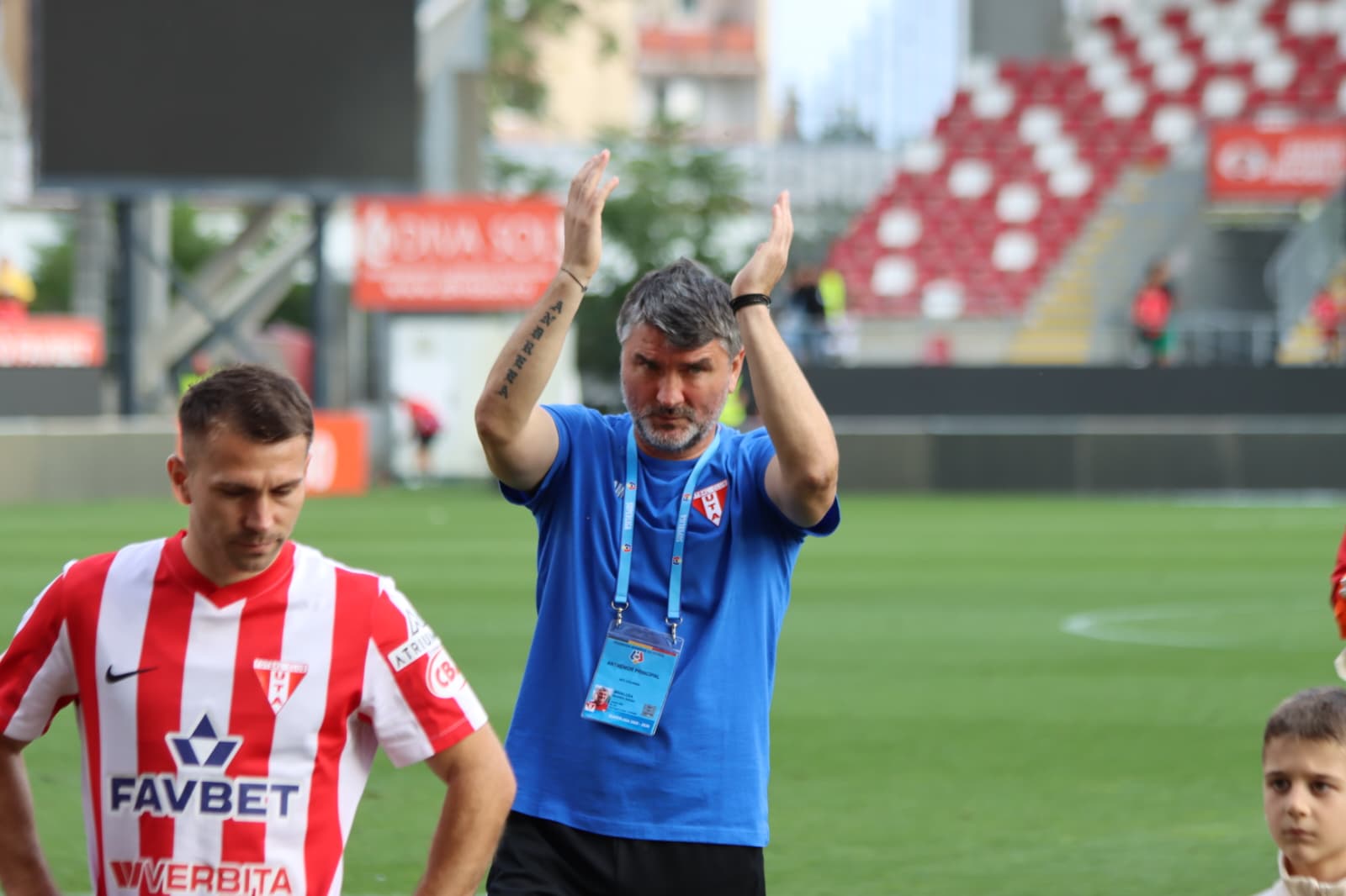 WhatsApp Image 2025-09-27 at 17.04.13 (2)