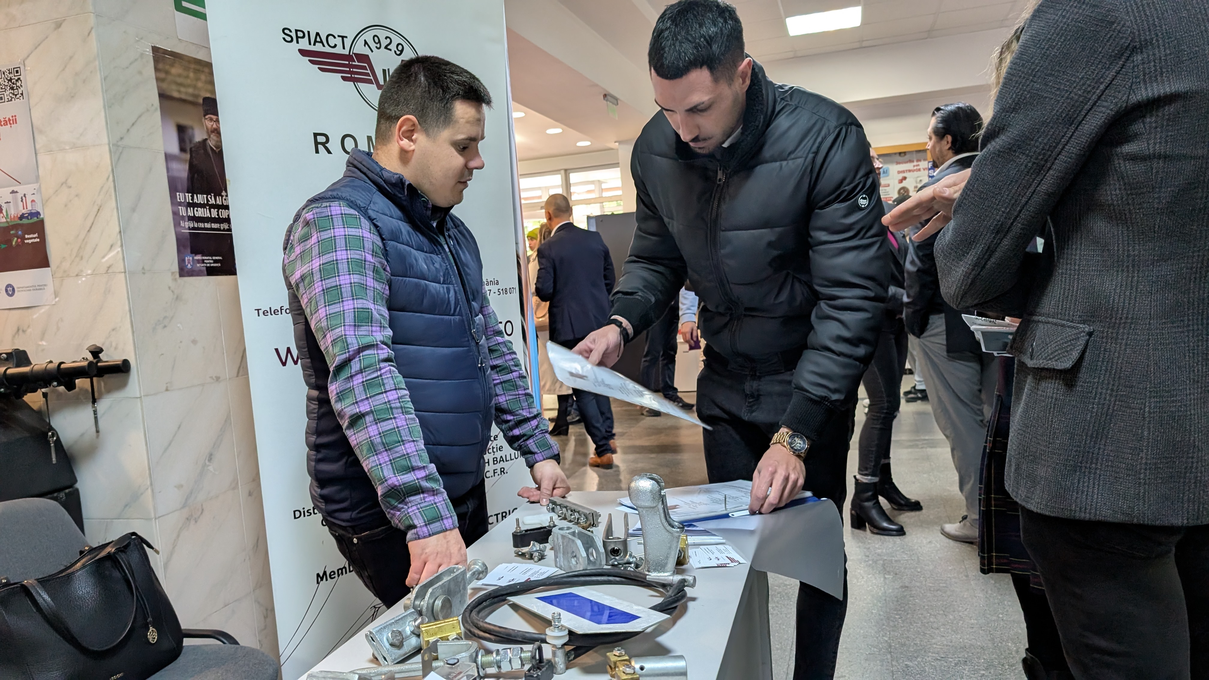 PXL_20251010_062622051