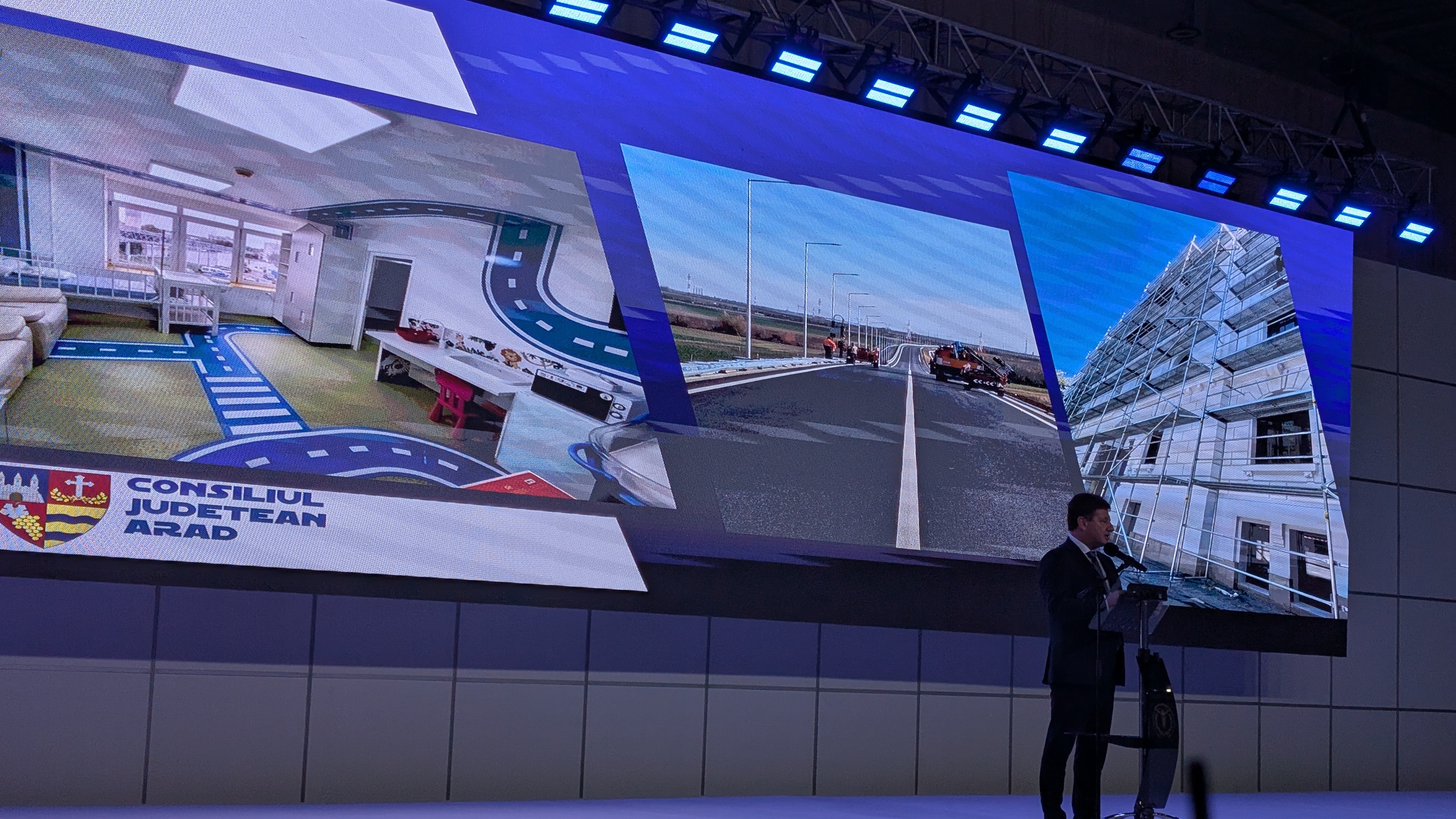 PXL_20251010_163730101