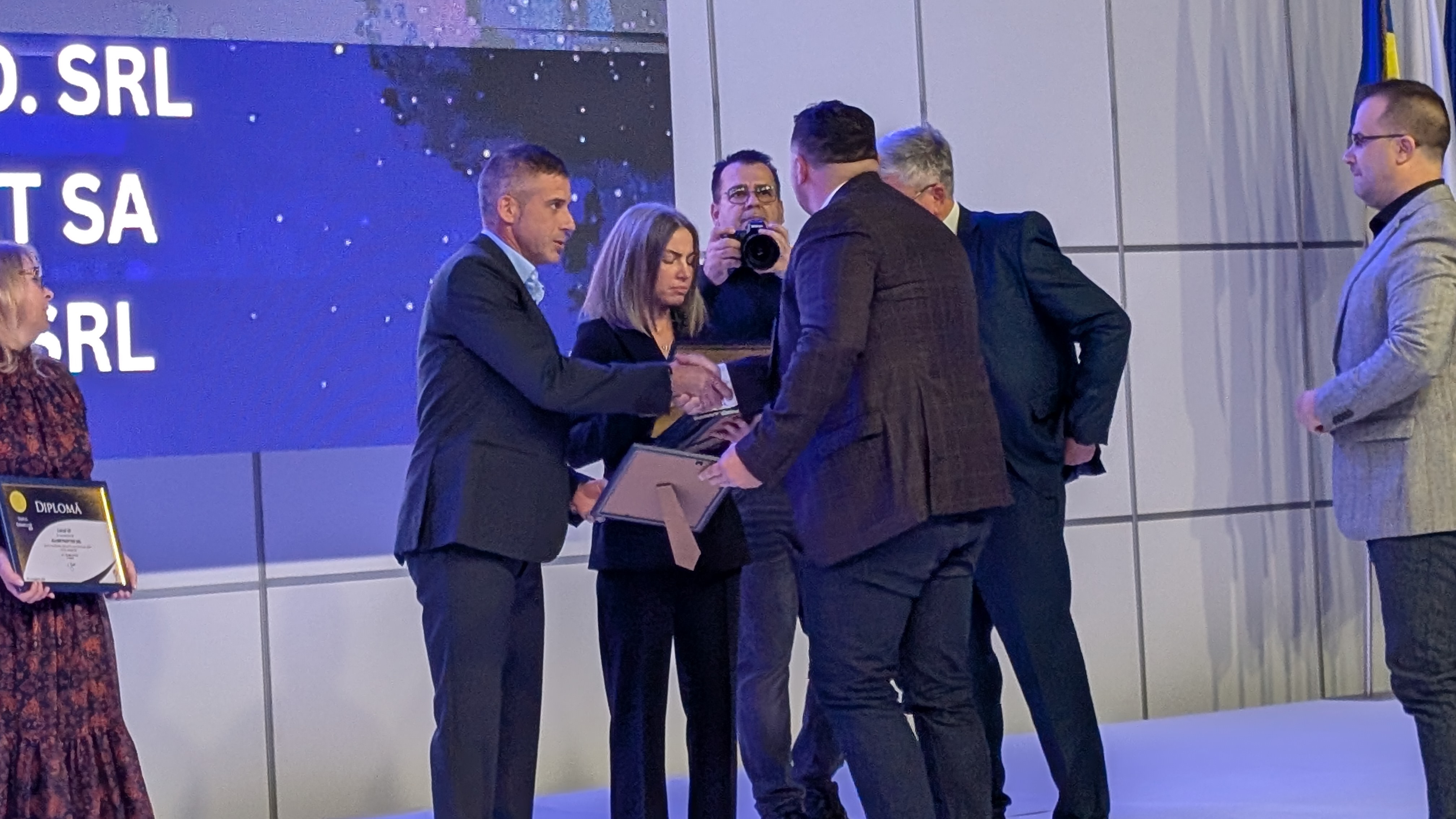 PXL_20251010_170300191