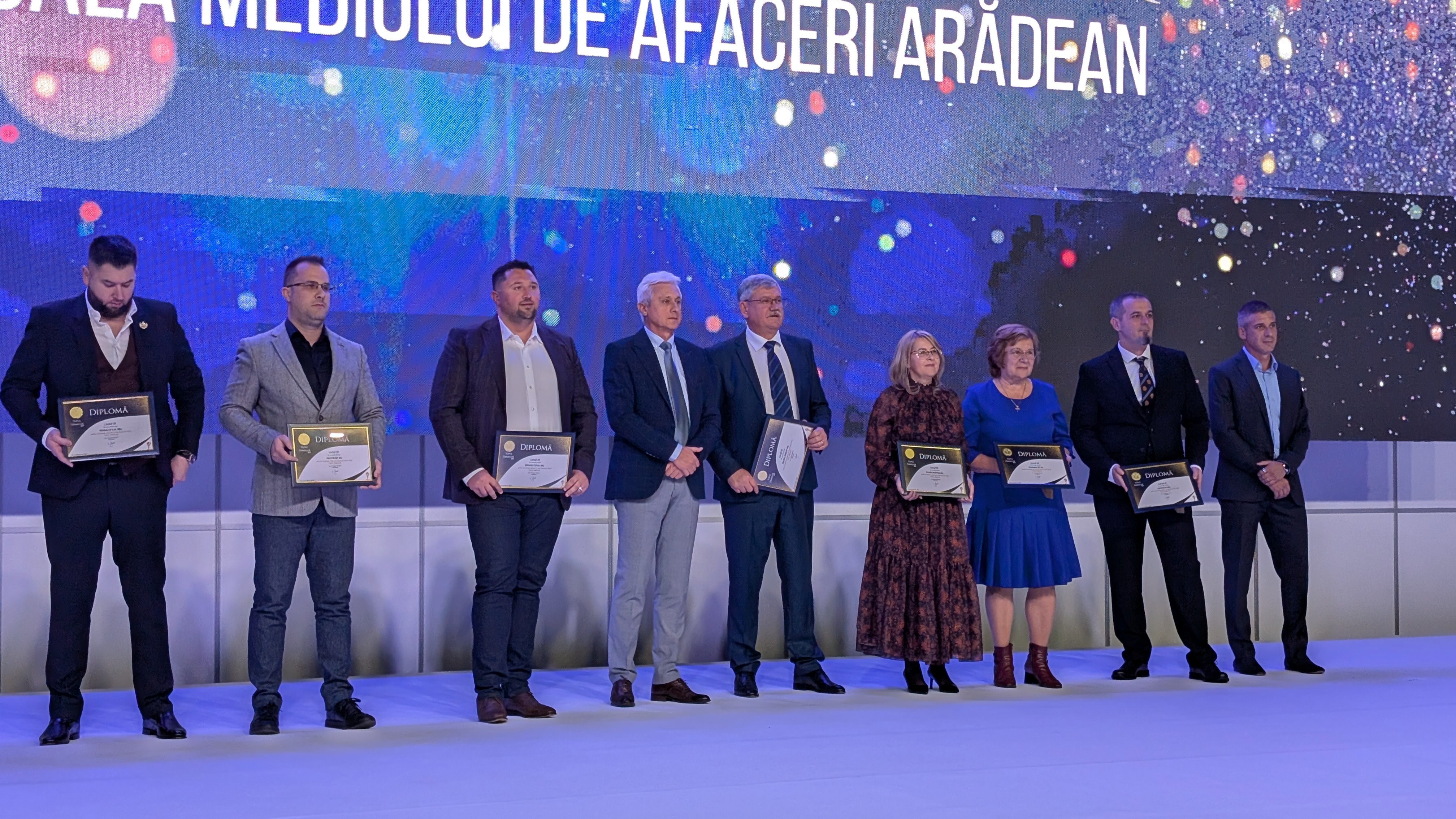 PXL_20251010_170335102.MP