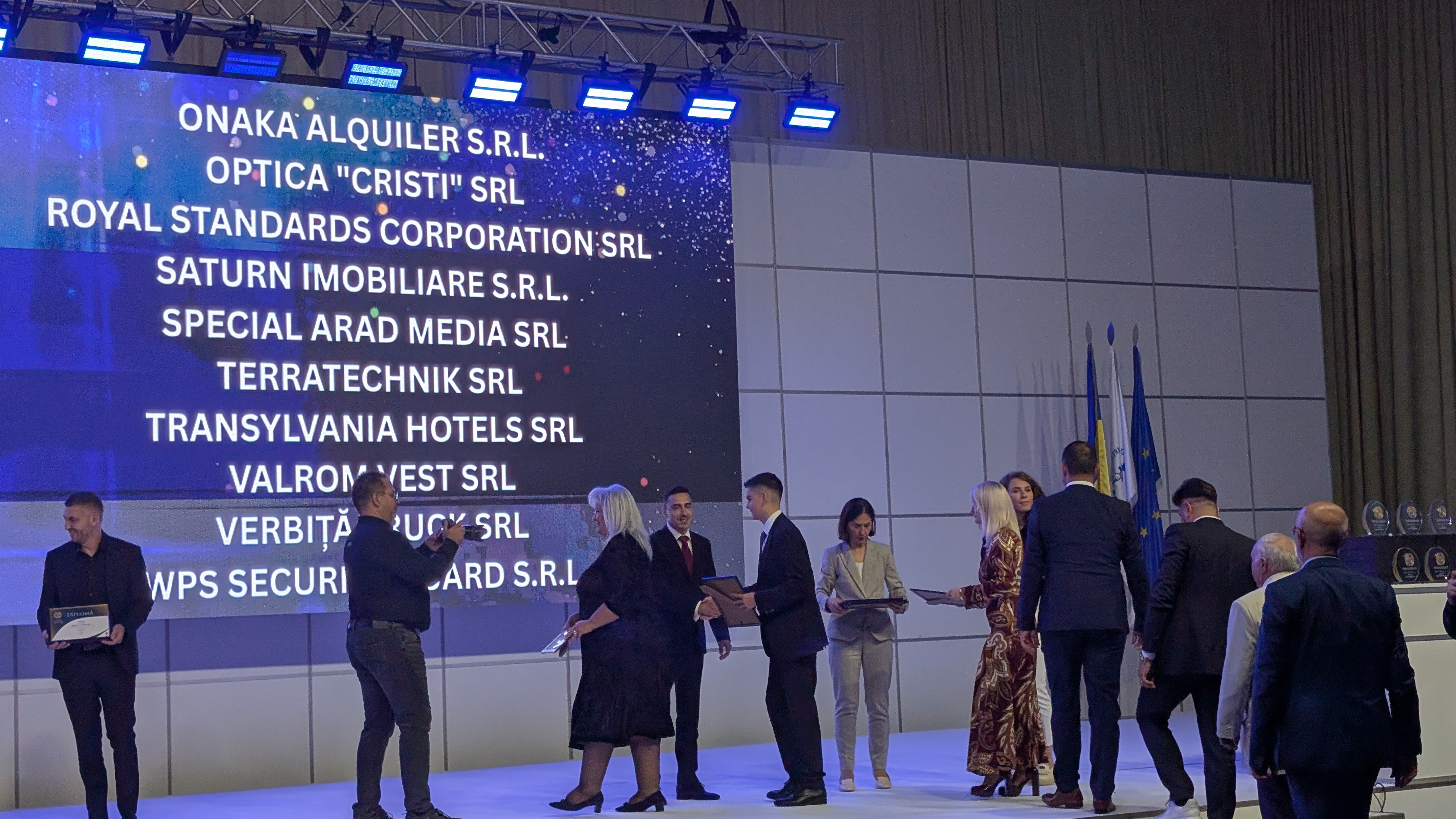 PXL_20251010_172235758