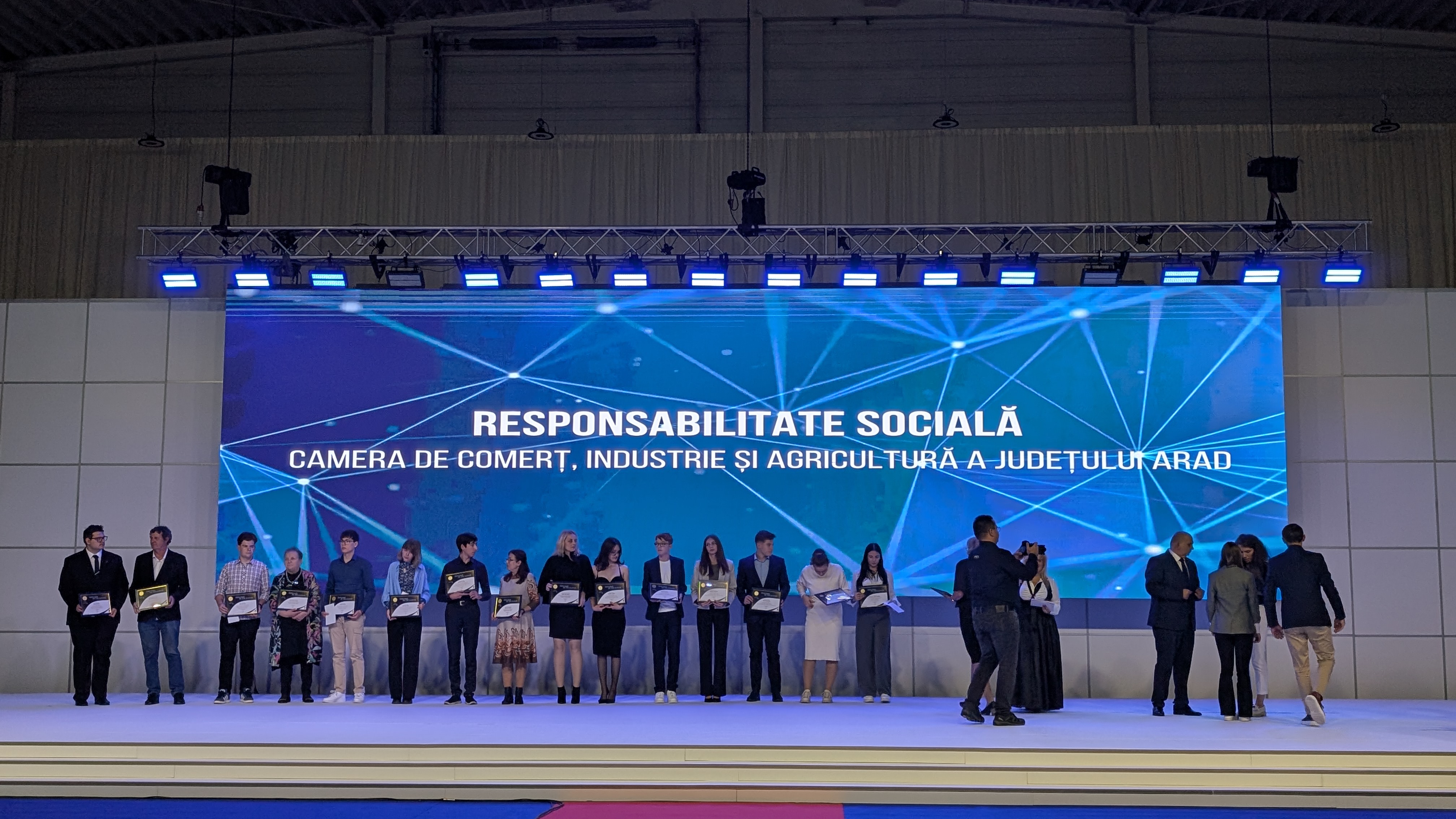 PXL_20251010_173348235.MP