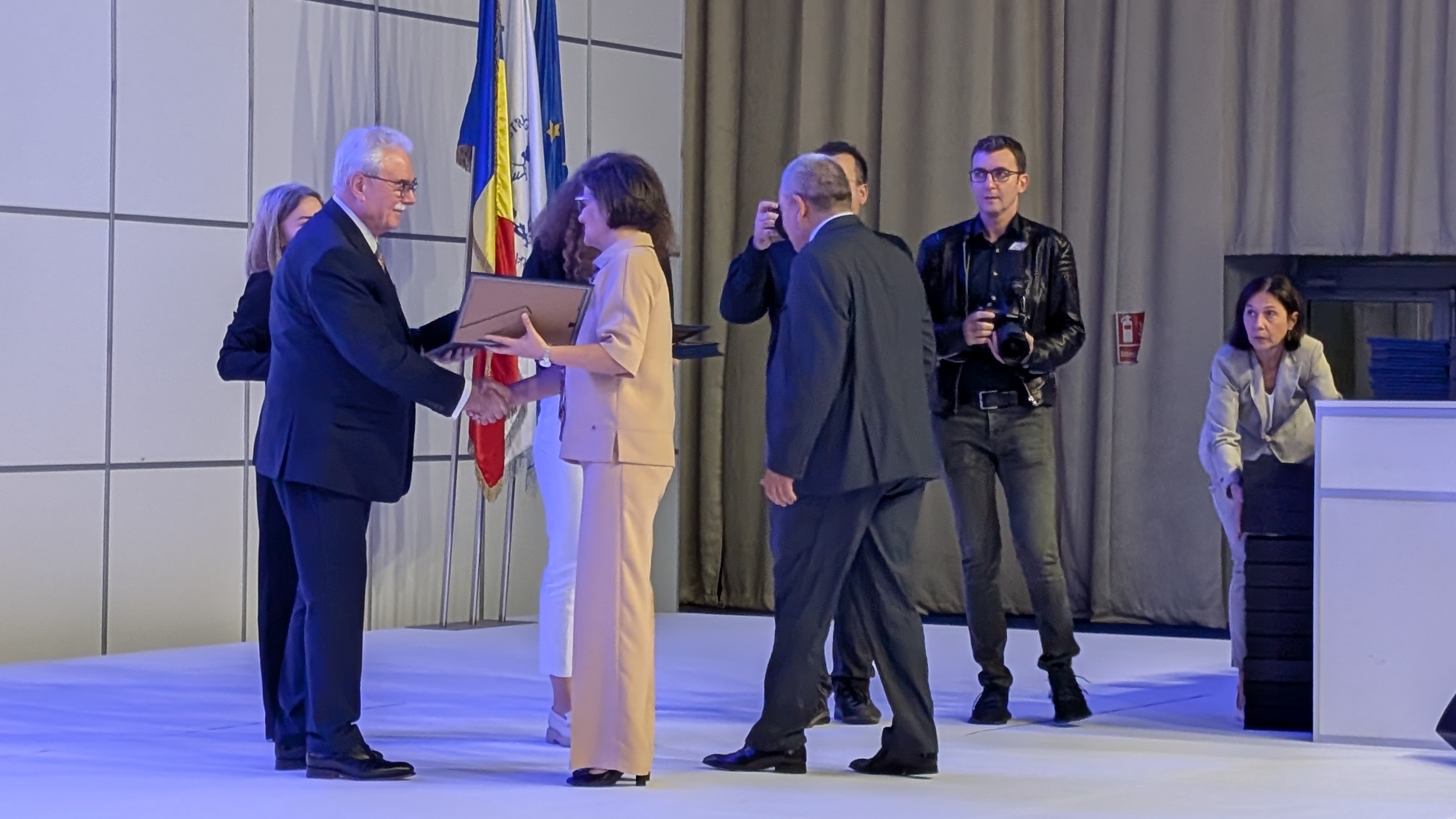 PXL_20251010_173929387