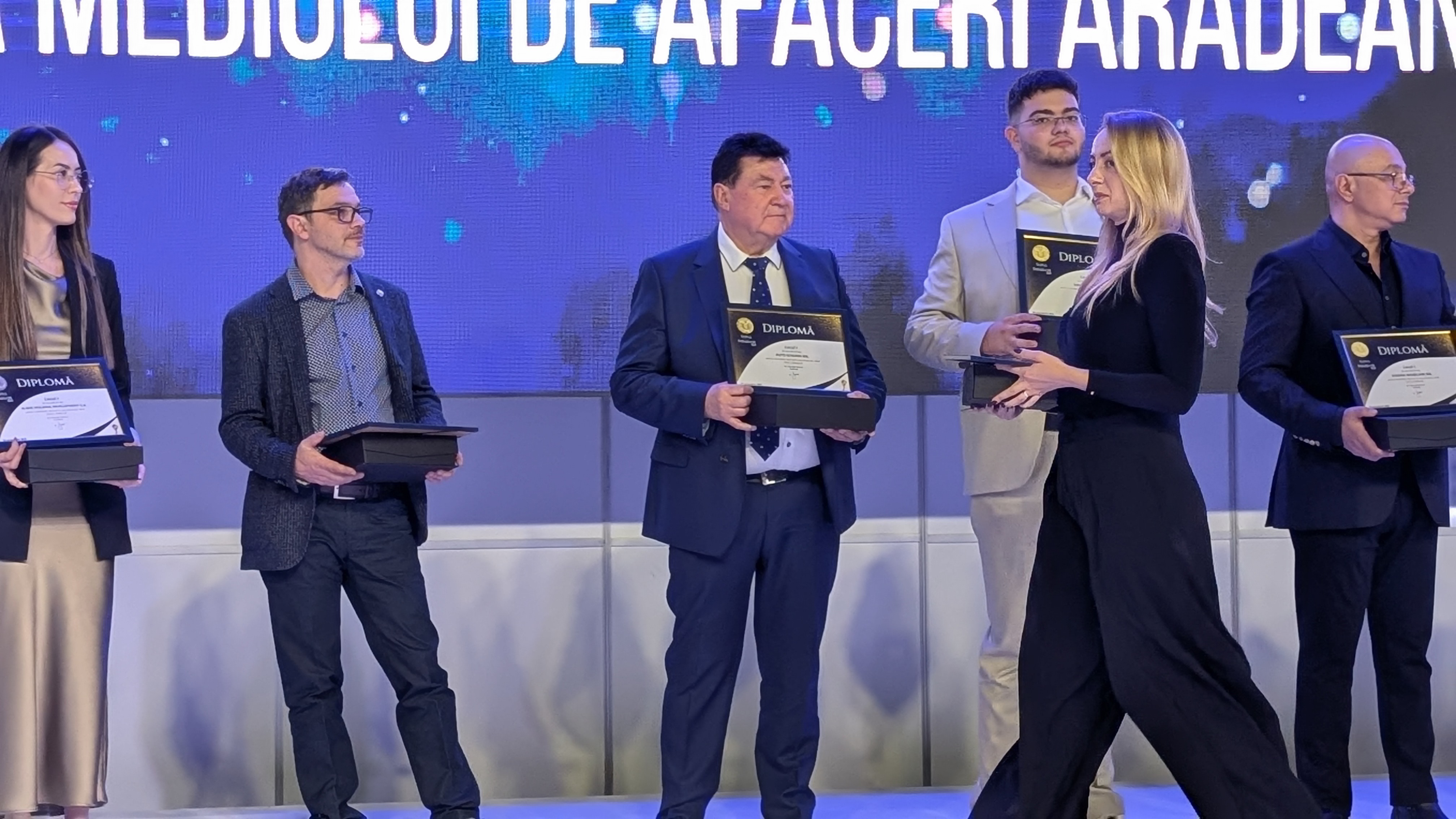 PXL_20251010_174145200.PORTRAIT.ORIGINAL