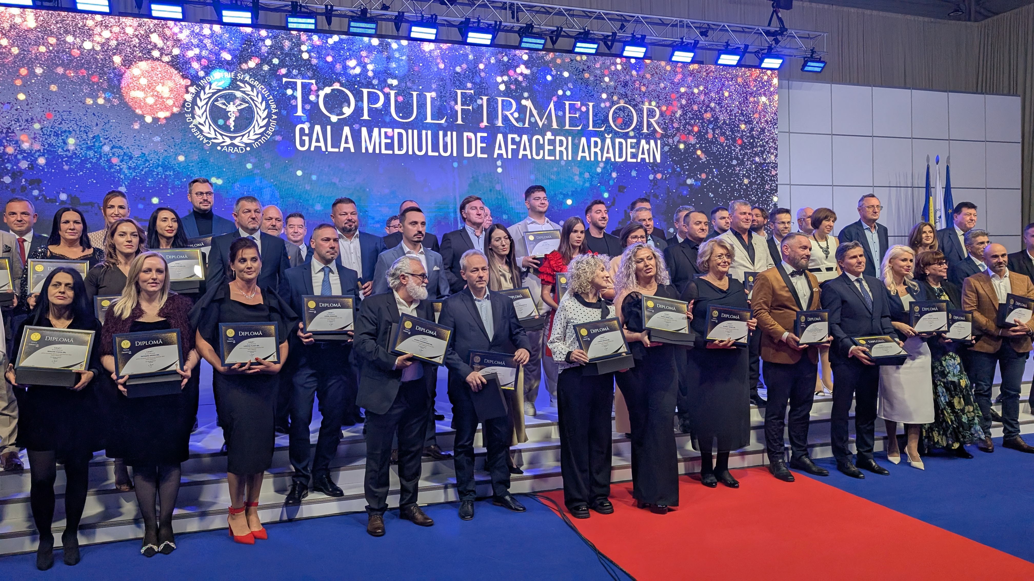 PXL_20251010_174752724