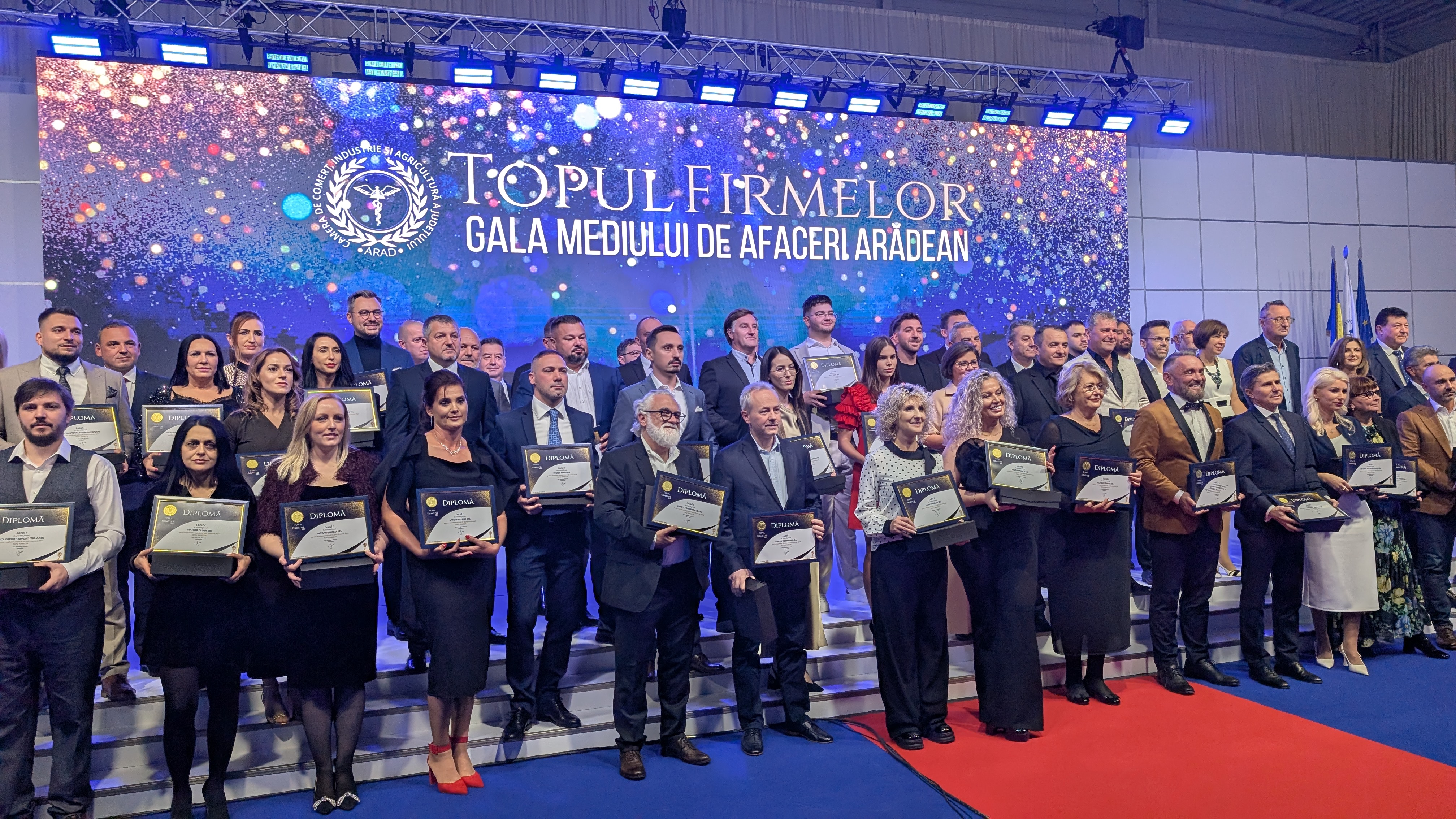 PXL_20251010_174755704