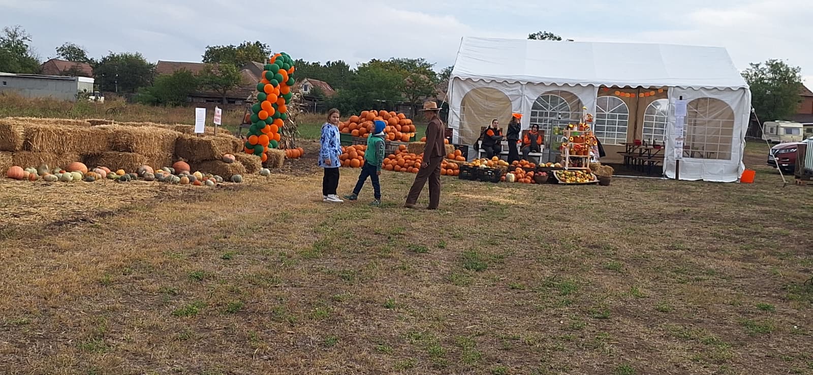 WhatsApp Image 2025-10-12 at 13.39.20 (5)