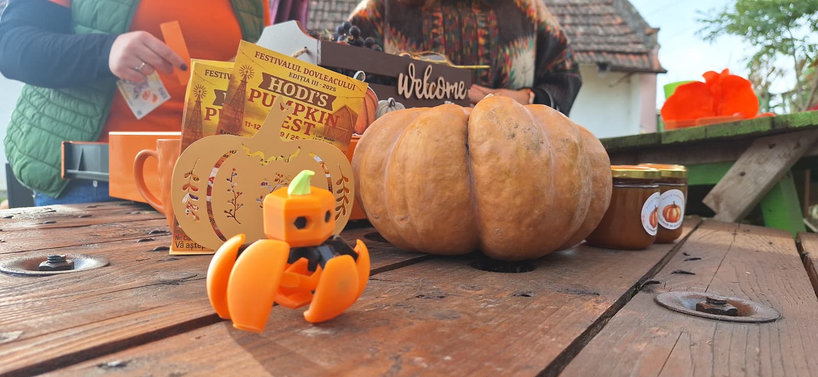 WhatsApp Image 2025-10-12 at 13.39.24 (4)