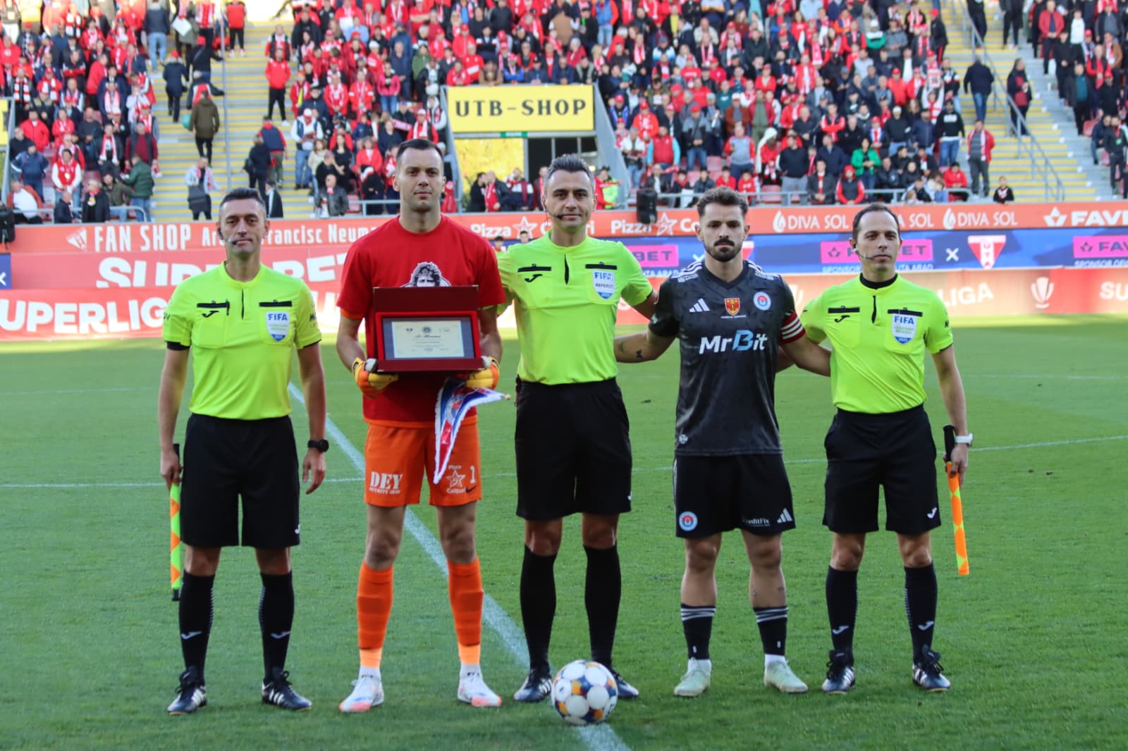 WhatsApp Image 2025-10-19 at 18.25.45