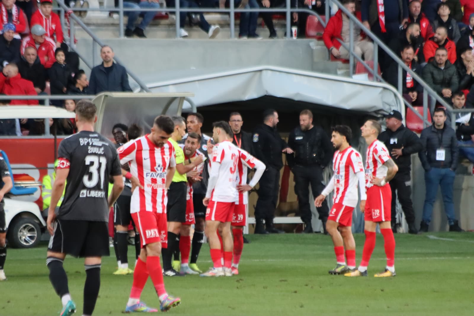 WhatsApp Image 2025-10-19 at 18.32.20