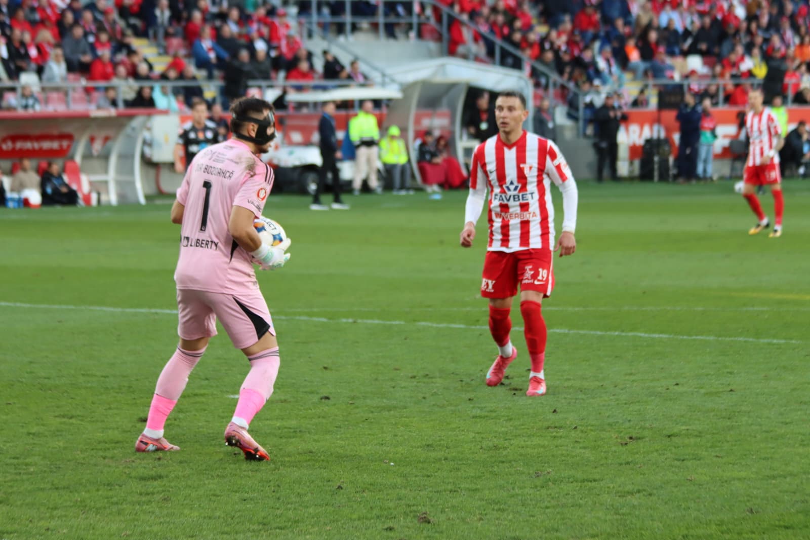 WhatsApp Image 2025-10-19 at 18.32.06