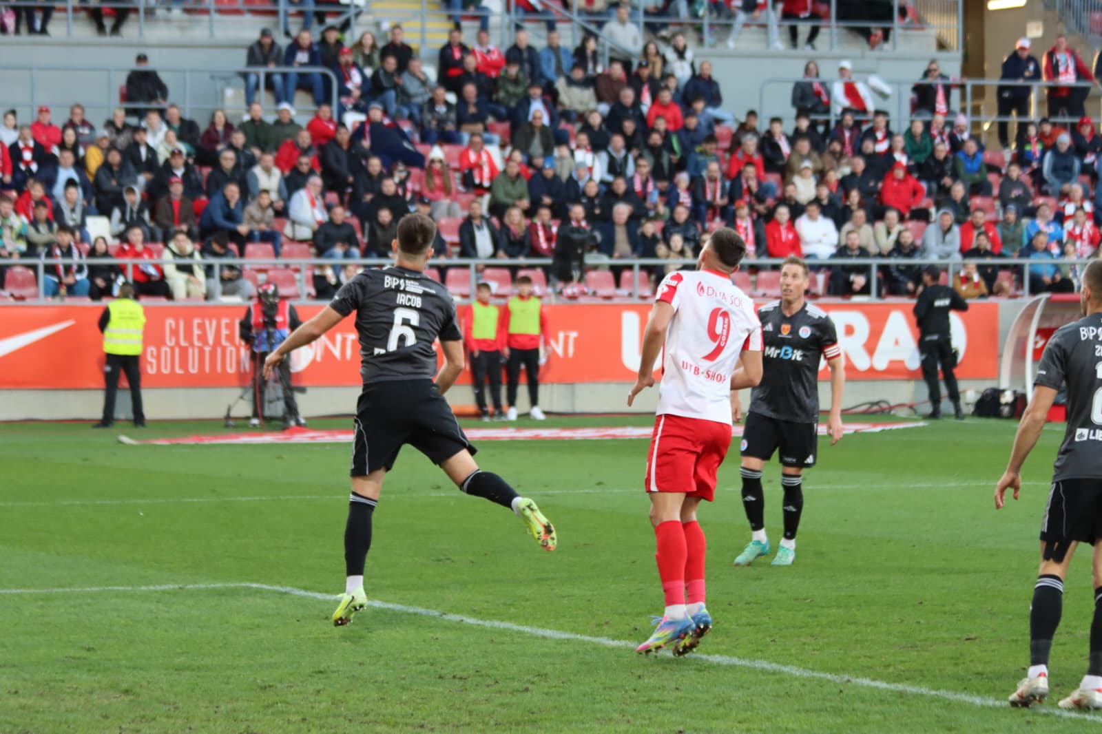 WhatsApp Image 2025-10-19 at 18.32.08