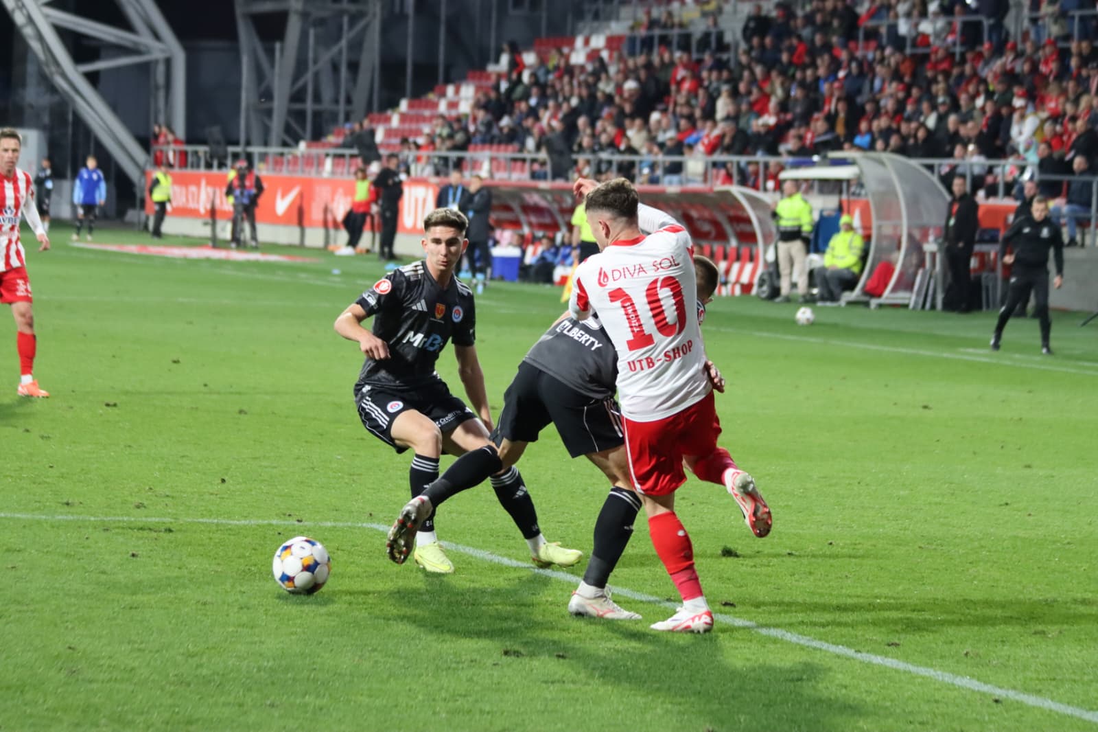 WhatsApp Image 2025-10-19 at 19.33.24 (2)