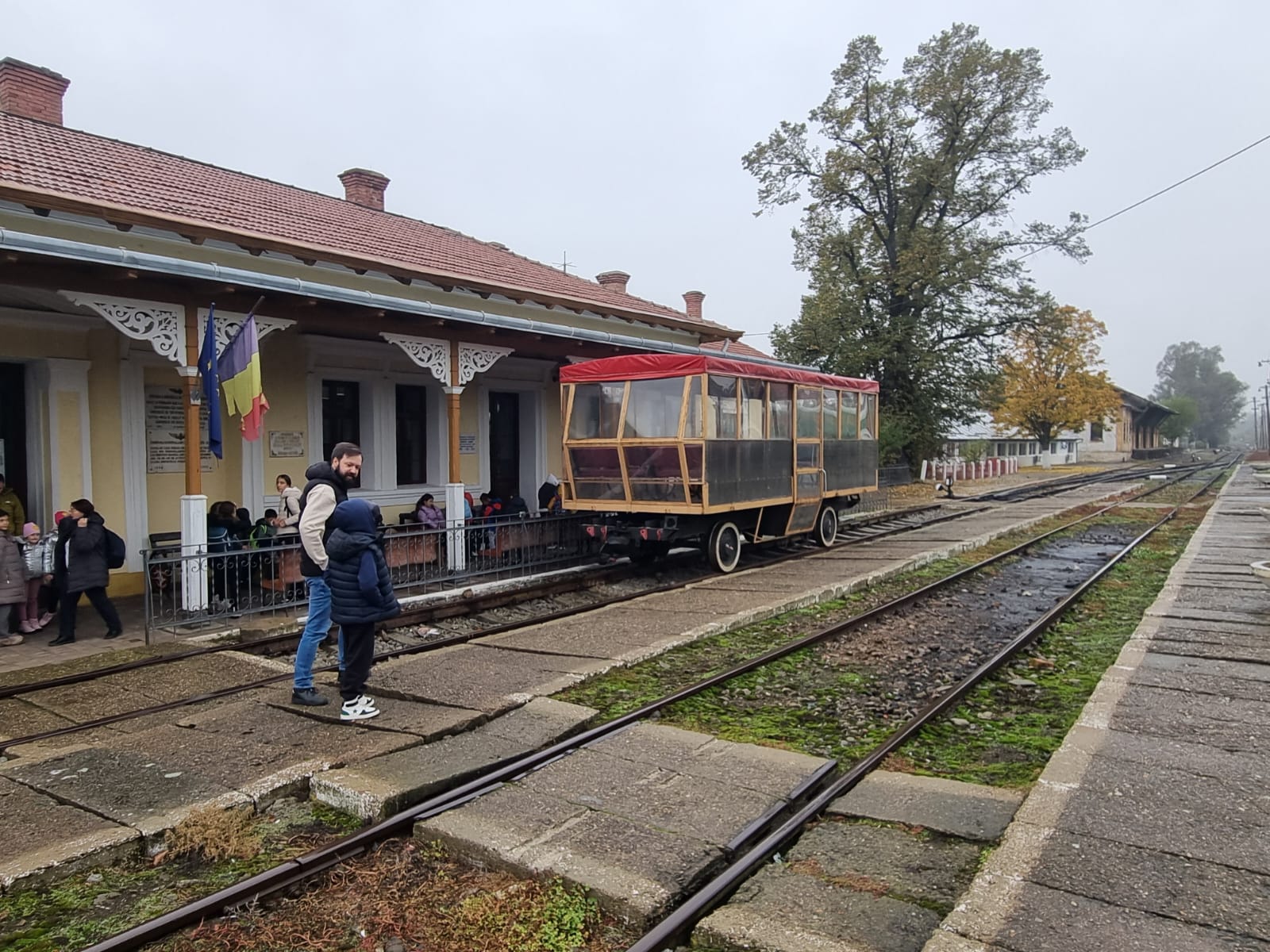 WhatsApp Image 2025-10-20 at 10.04.38