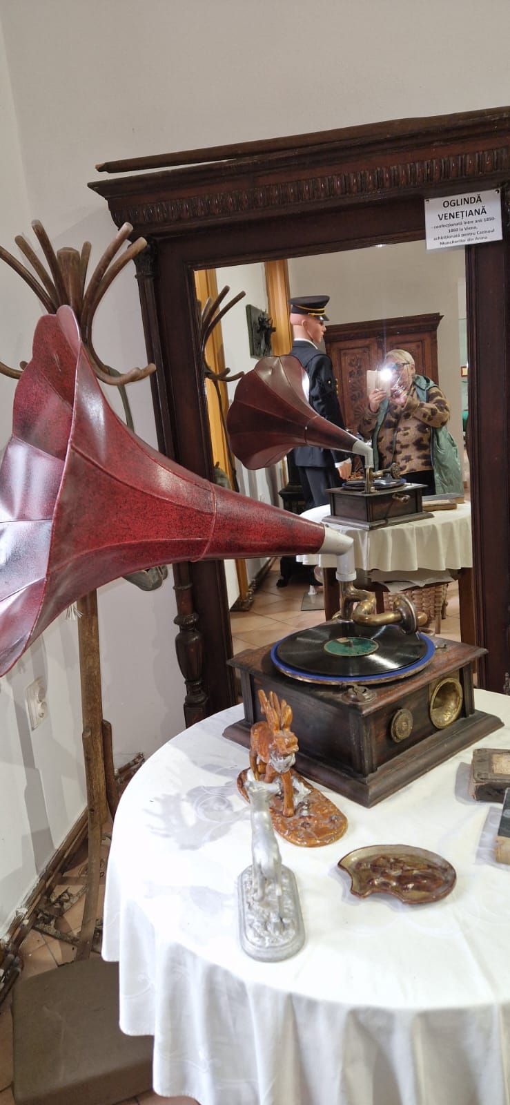 WhatsApp Image 2025-10-20 at 10.04.46 (1)