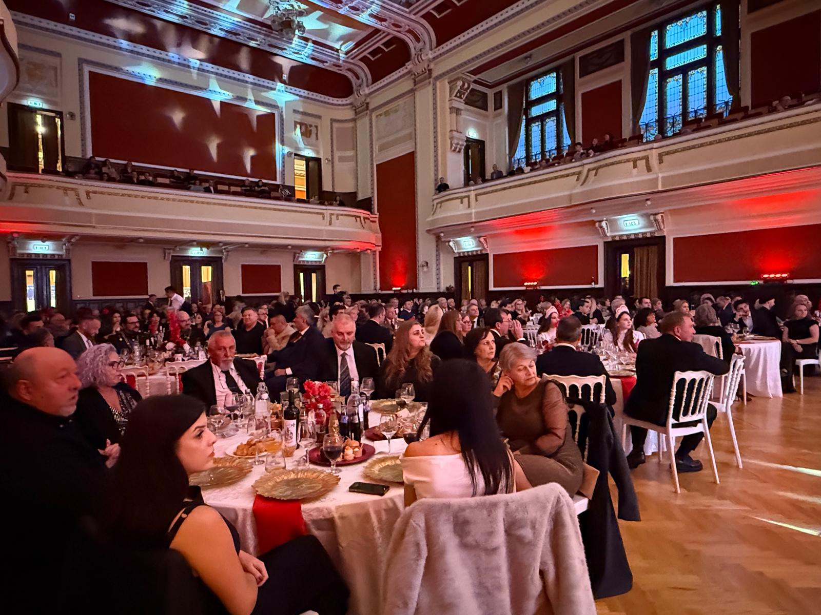 WhatsApp Image 2025-10-26 at 1.37.22 PM (1)