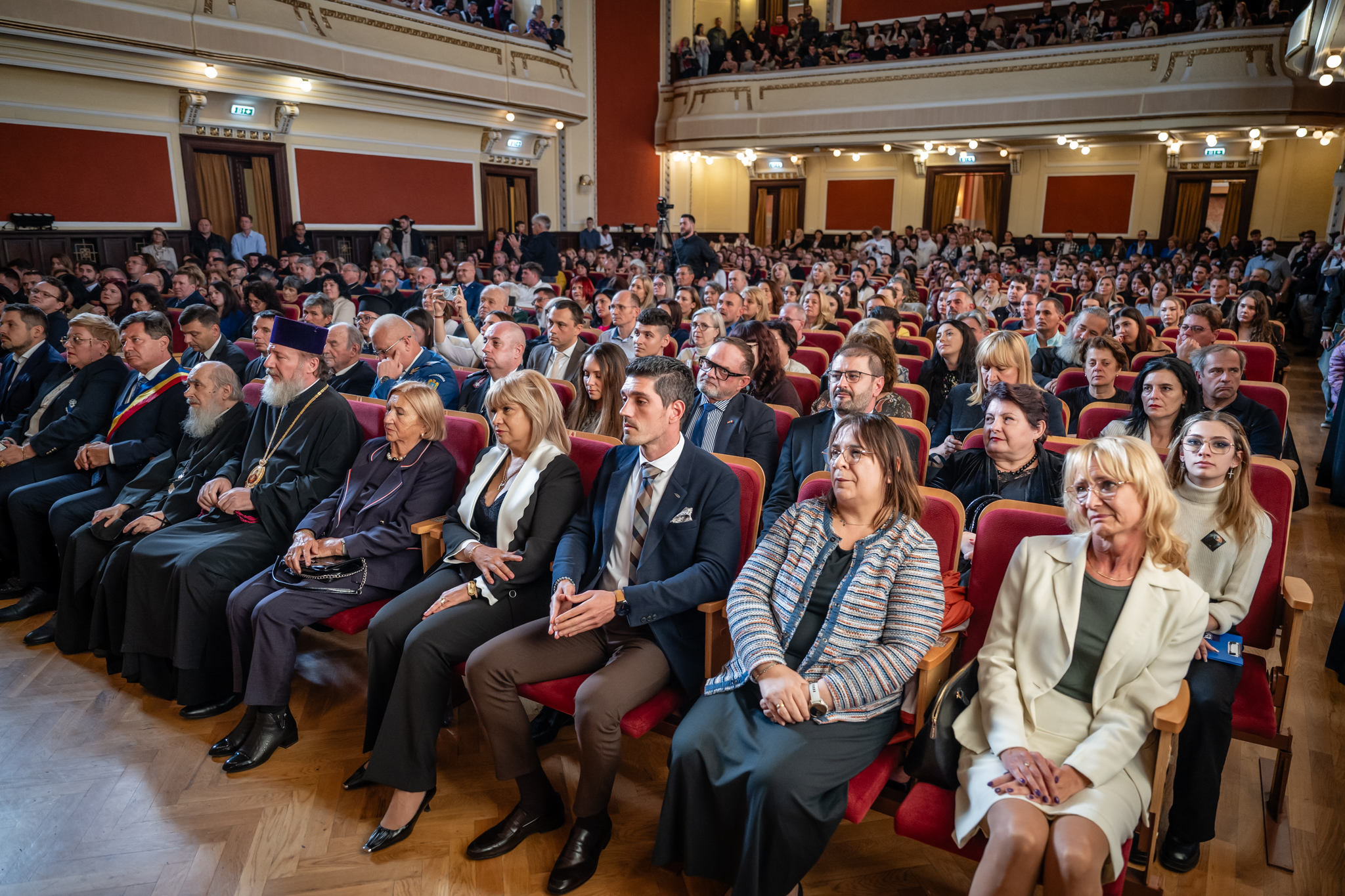 6deschiderea anului universitar UAV (31)
