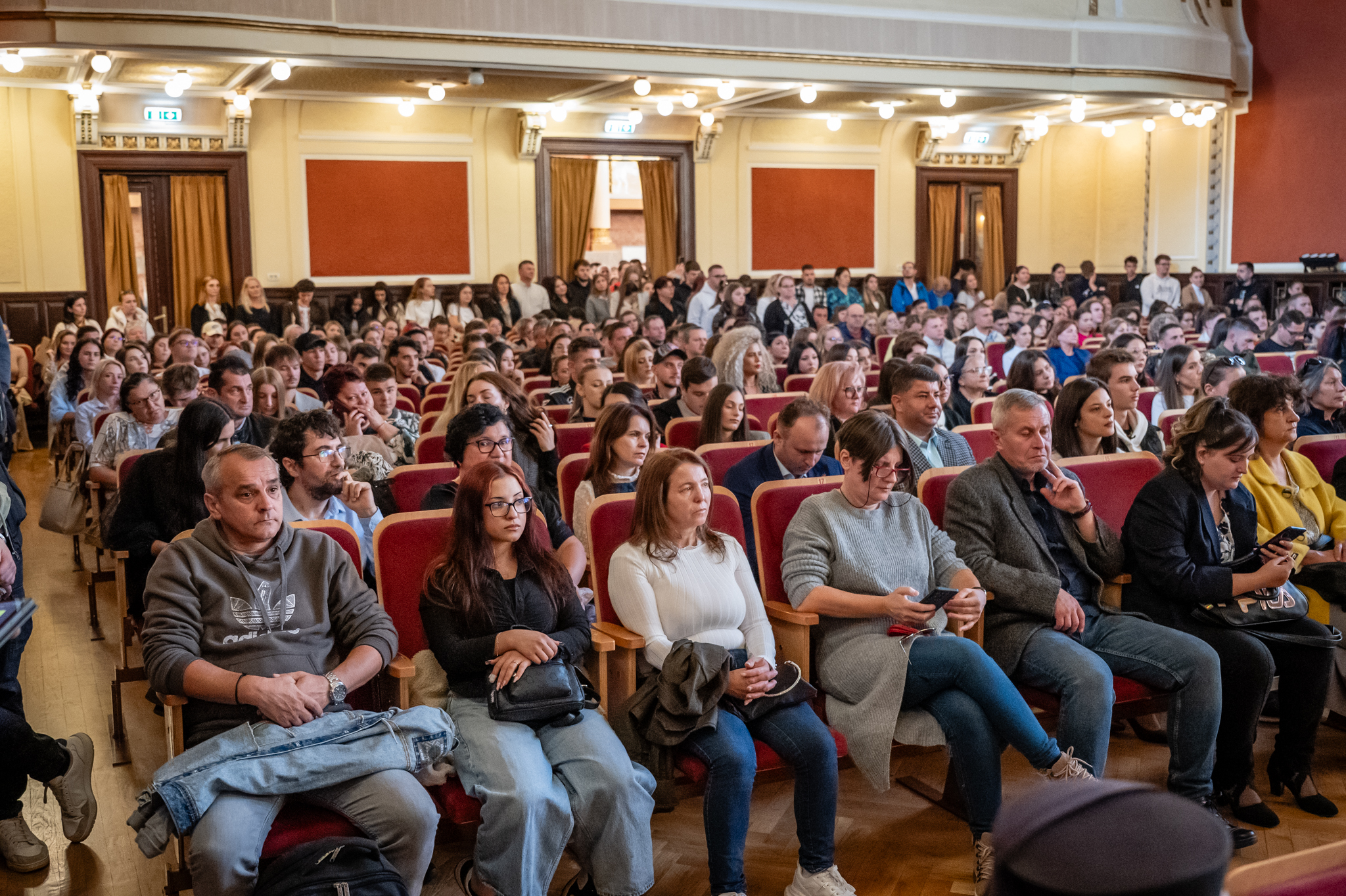 9deschiderea anului universitar UAV (34)