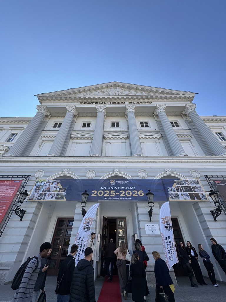 thumbnail_UVVG deschidere an universitar (4)