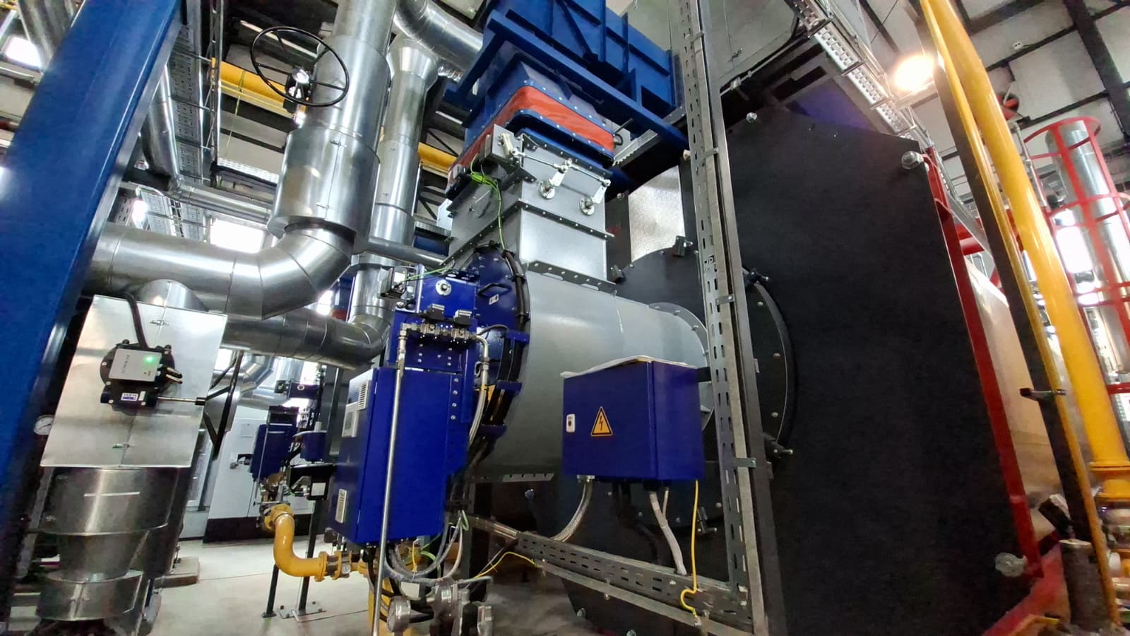 WhatsApp Image 2025-10-04 at 12.52.52 PM (3)